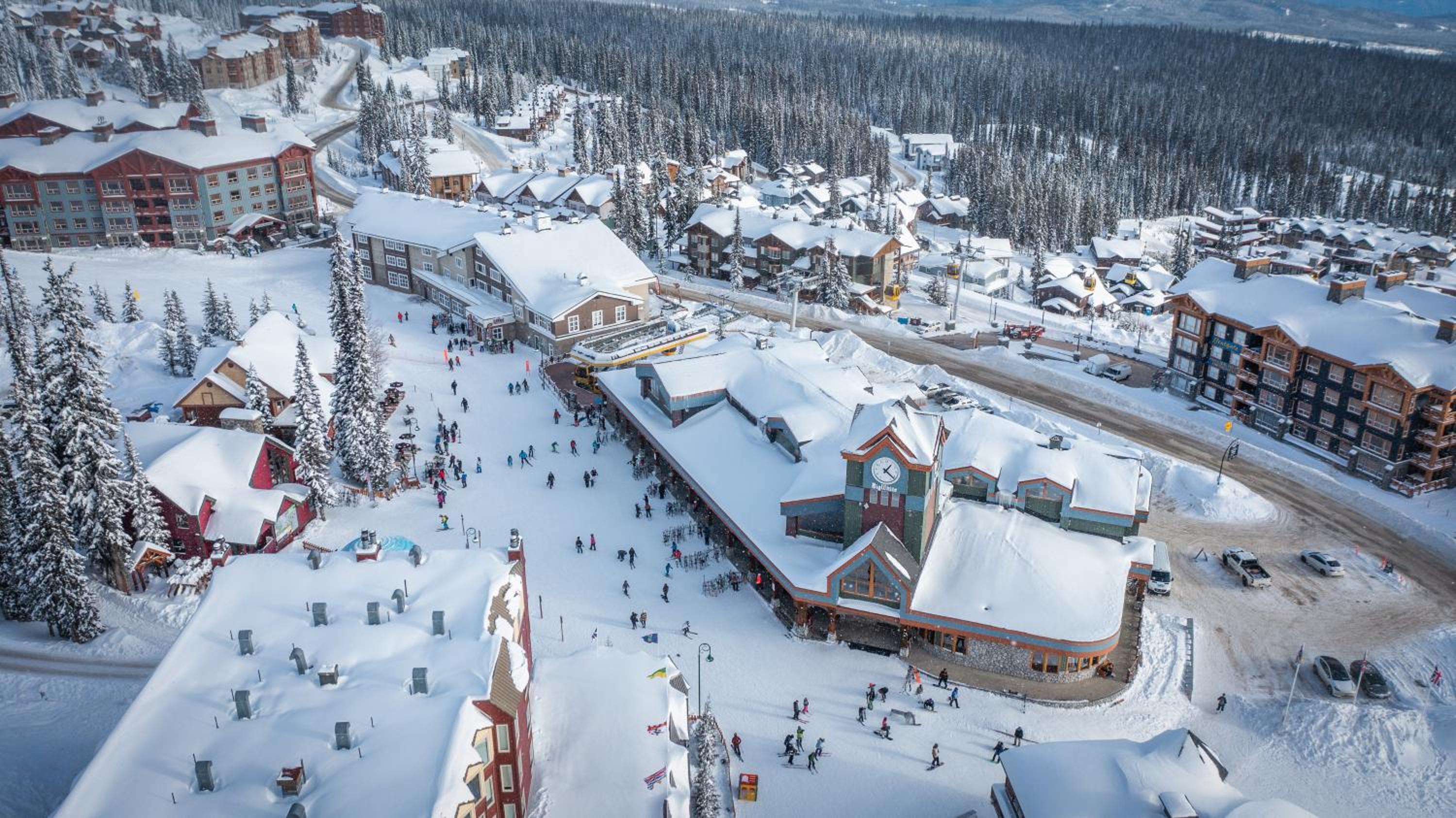 Fresh Tracks Retreat - Ski In Out Mtn View & Private Hot Tub