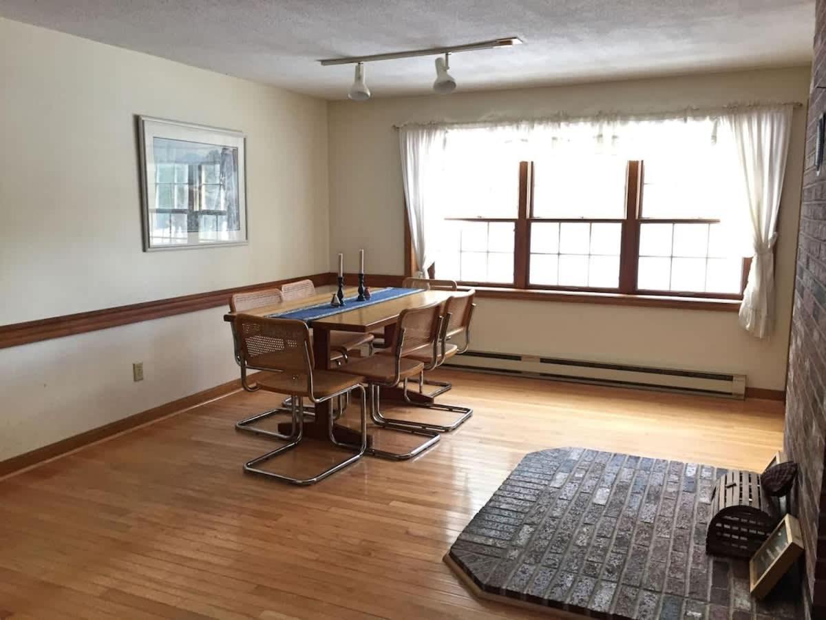 Ogunquit -2 Bedroom Family Condo with POOL 2 week stay view 4