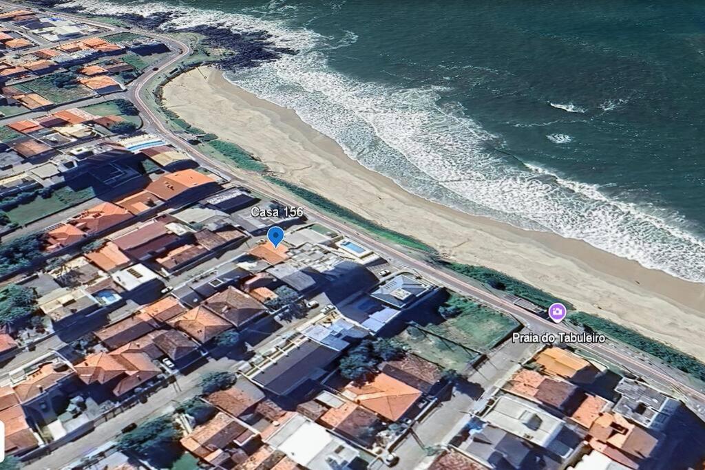 Confortável casa à Beira Mar