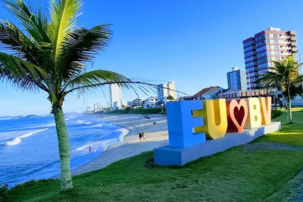 Confortável casa à Beira Mar