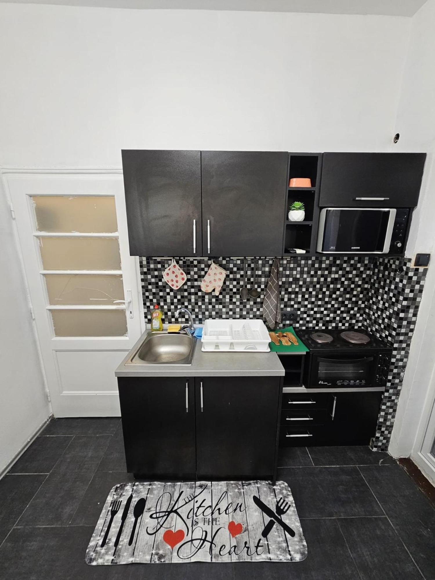 Alexis Apartman