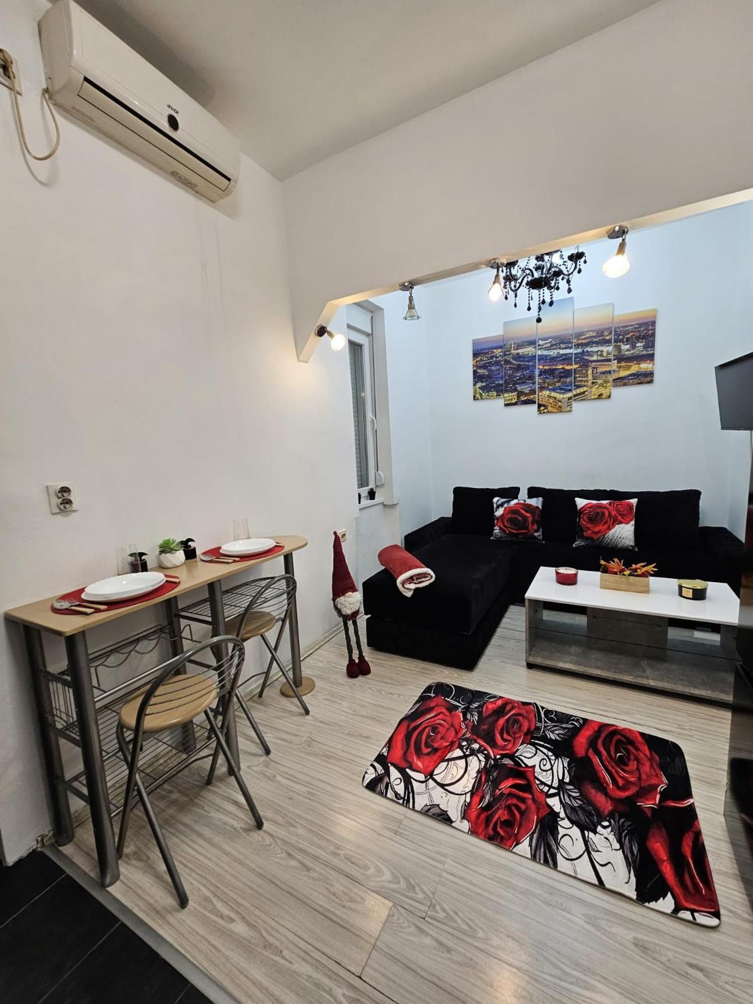 Alexis Apartman