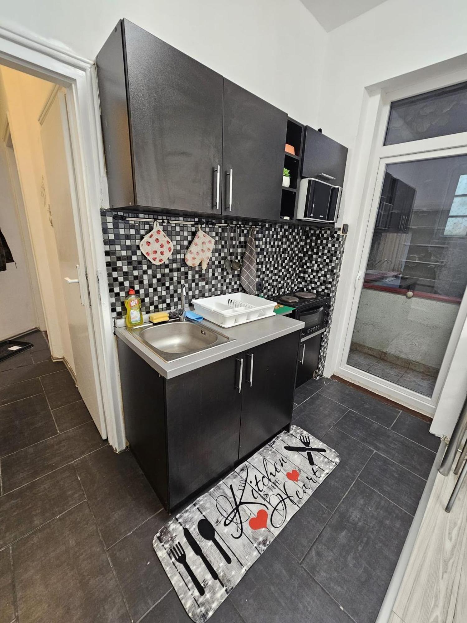 Alexis Apartman