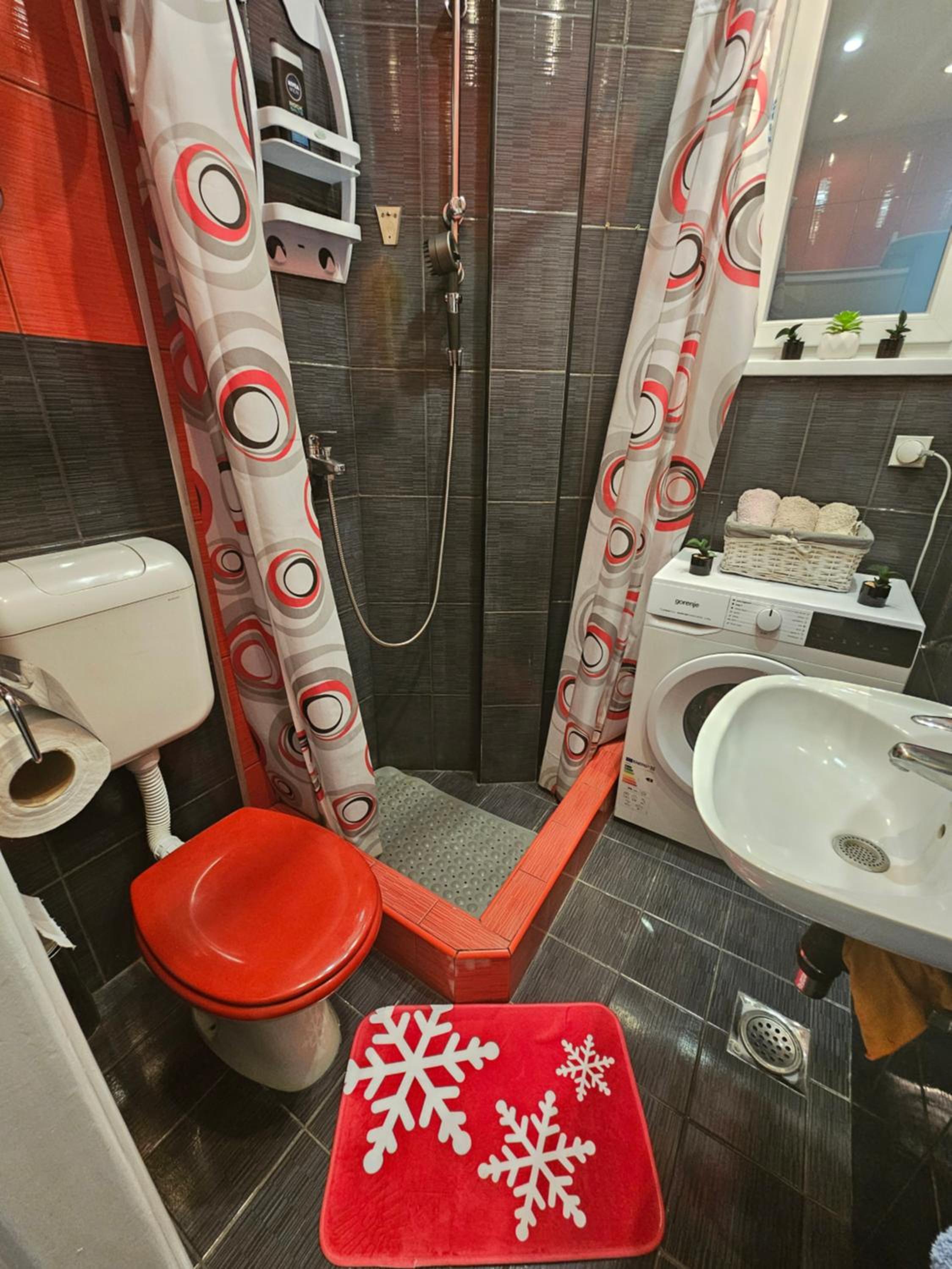 Alexis Apartman