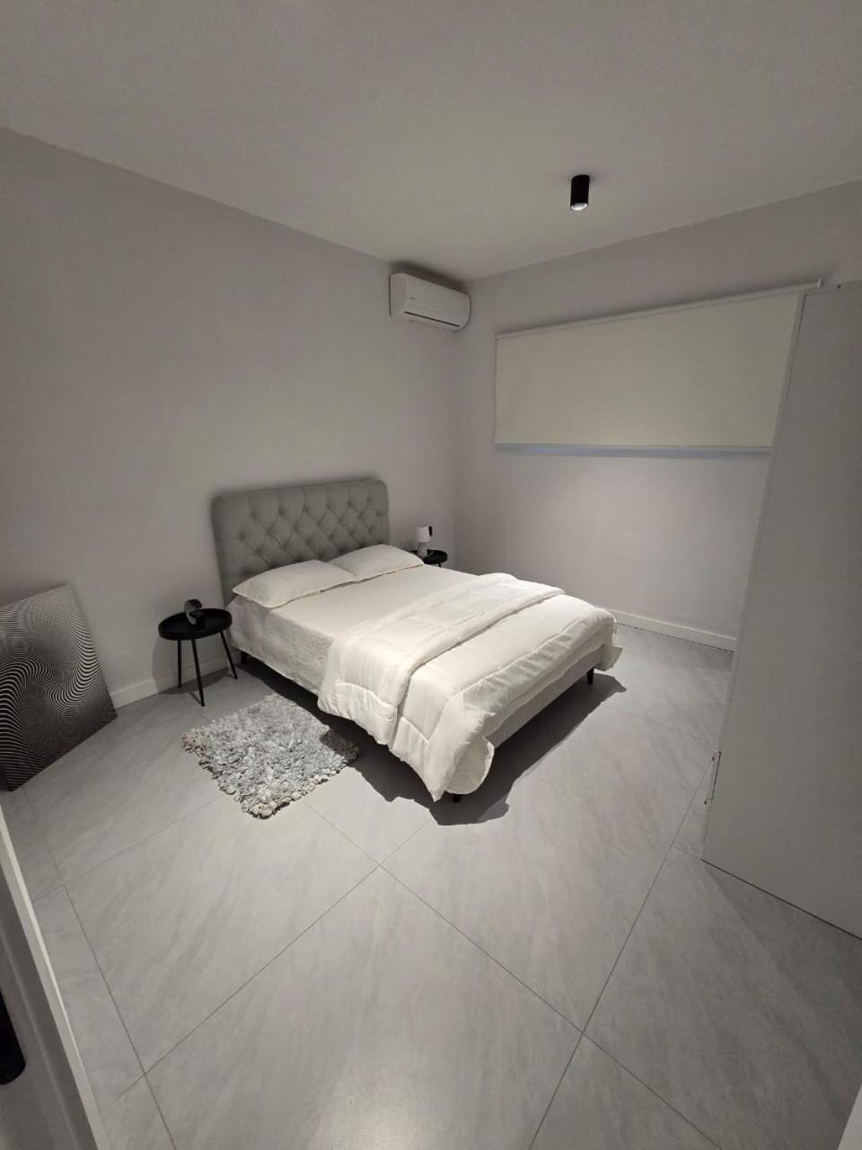 Private Accommodation Nino No 1