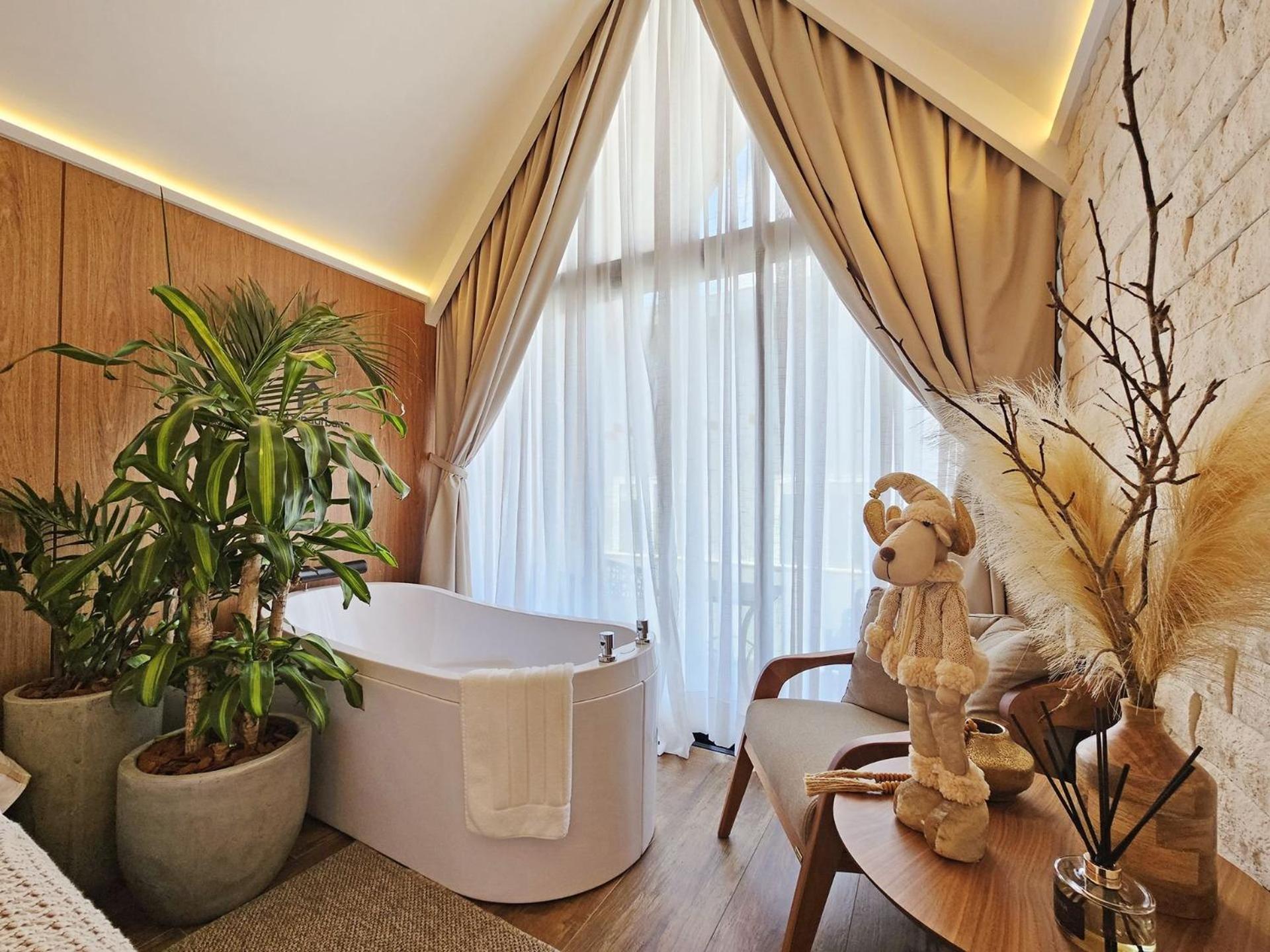 Urban Cabin One - Luxury Cabins