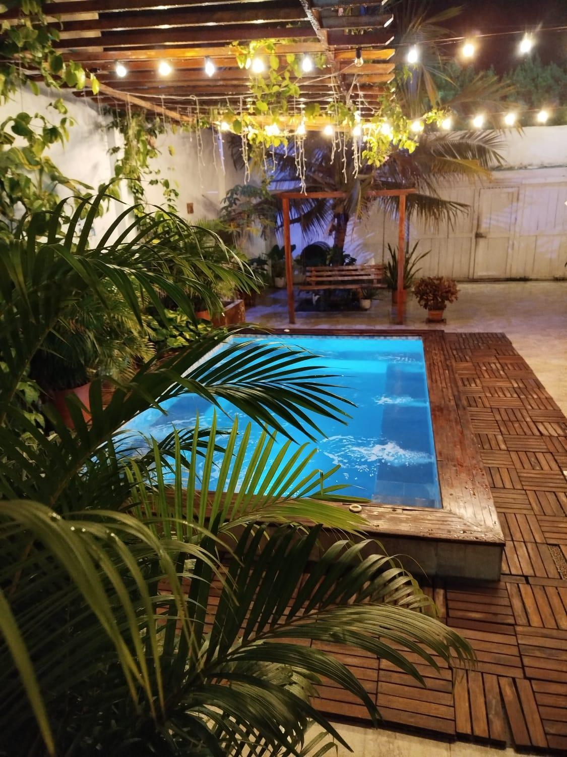 HABITACION HASTA PARA 4 PERSONAS CON AIRE ACONDICIONADO Y WIfI