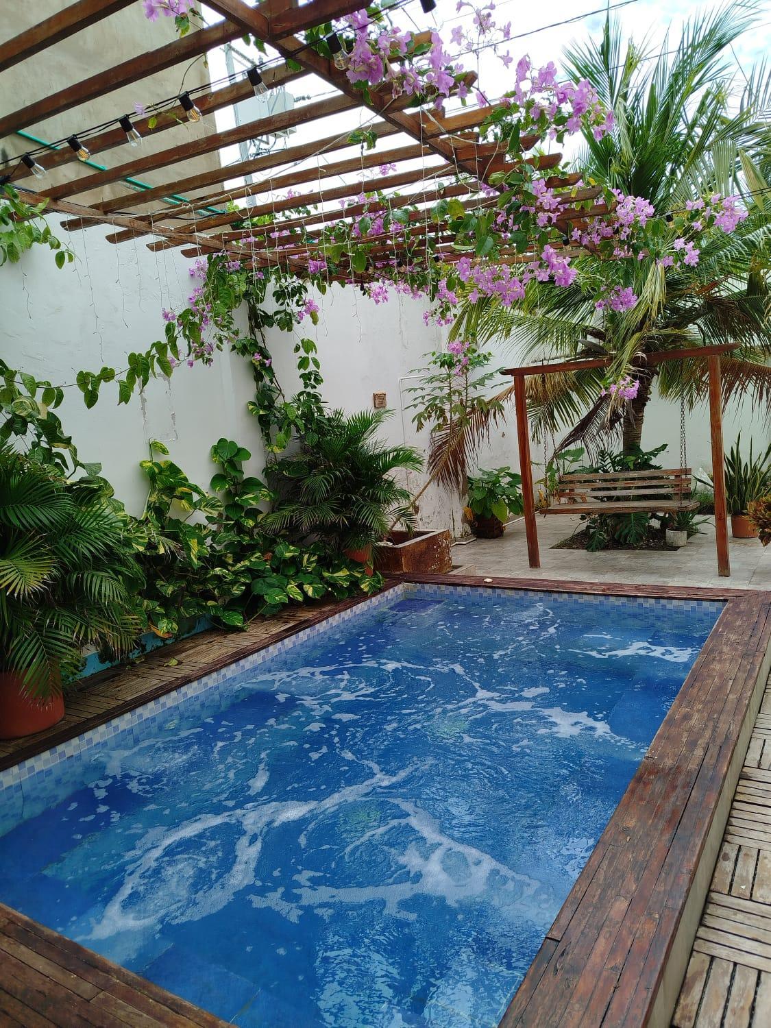 HABITACION HASTA PARA 4 PERSONAS CON AIRE ACONDICIONADO Y WIfI