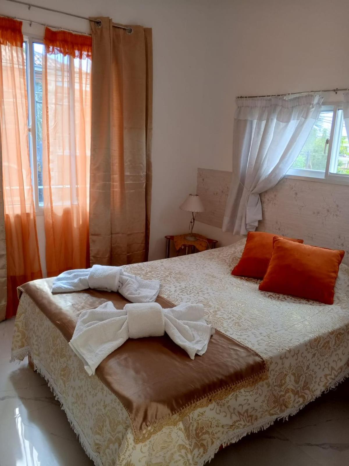 AVE FENIX Apartments
