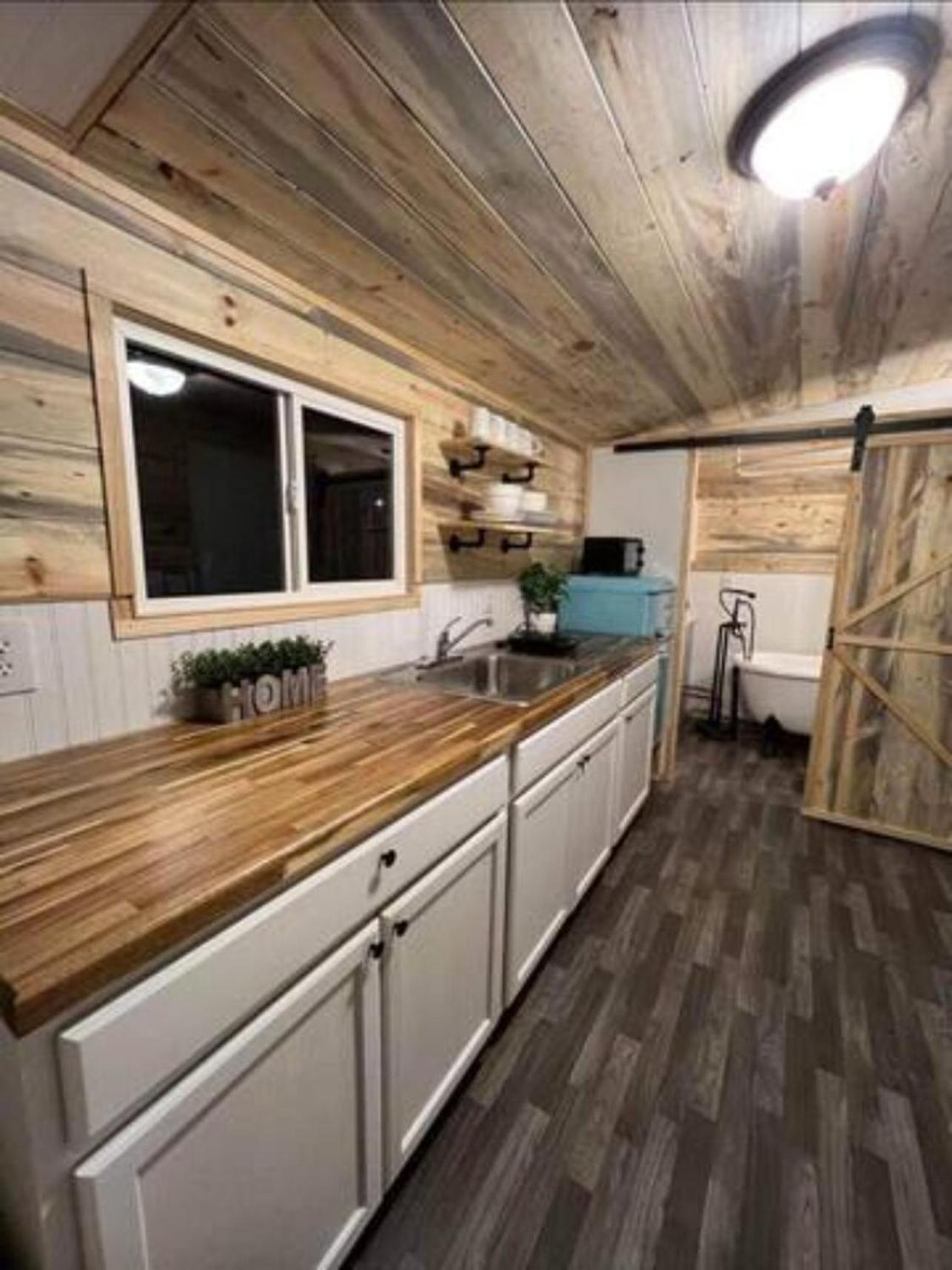 Enchanting Getaway Farmhouse And Tiny House Duo - Property Image 3
