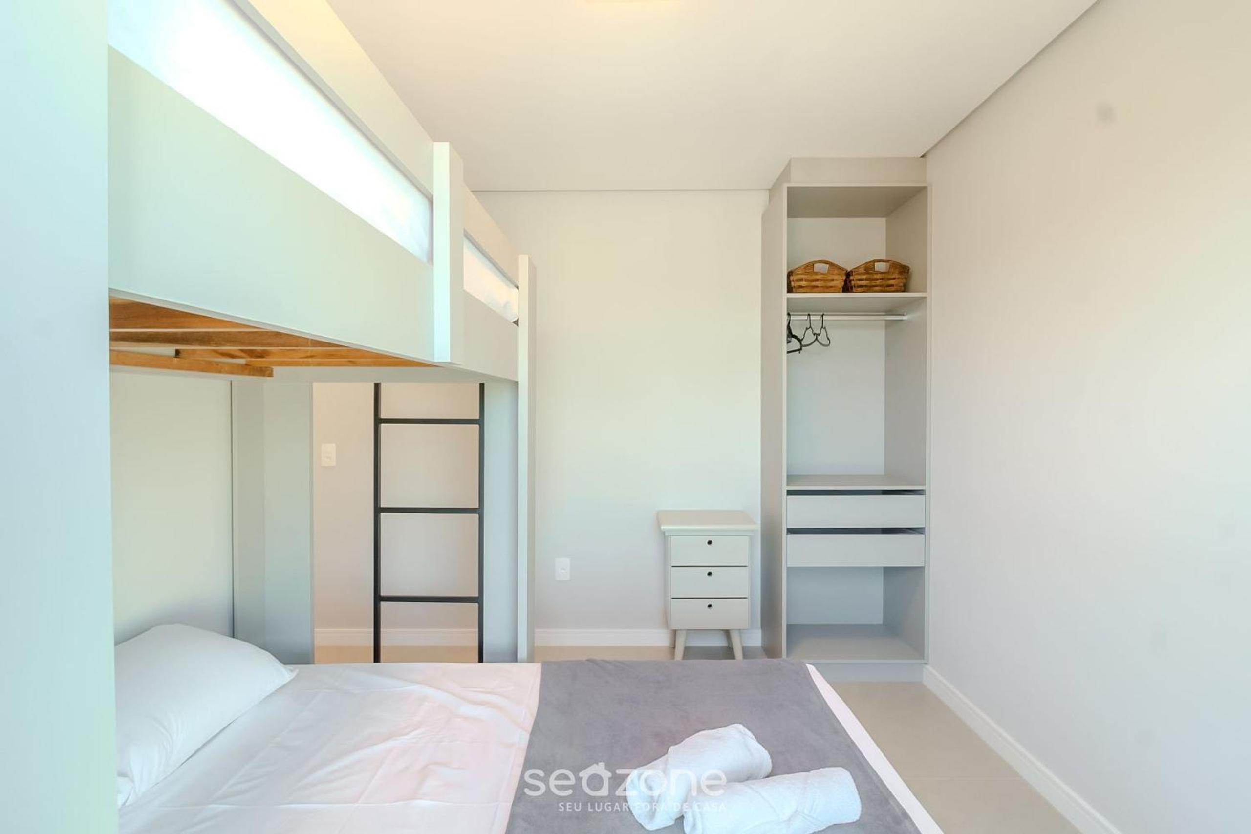 Apartments in the Turquesa Building - Balneário Piçarras - RTS