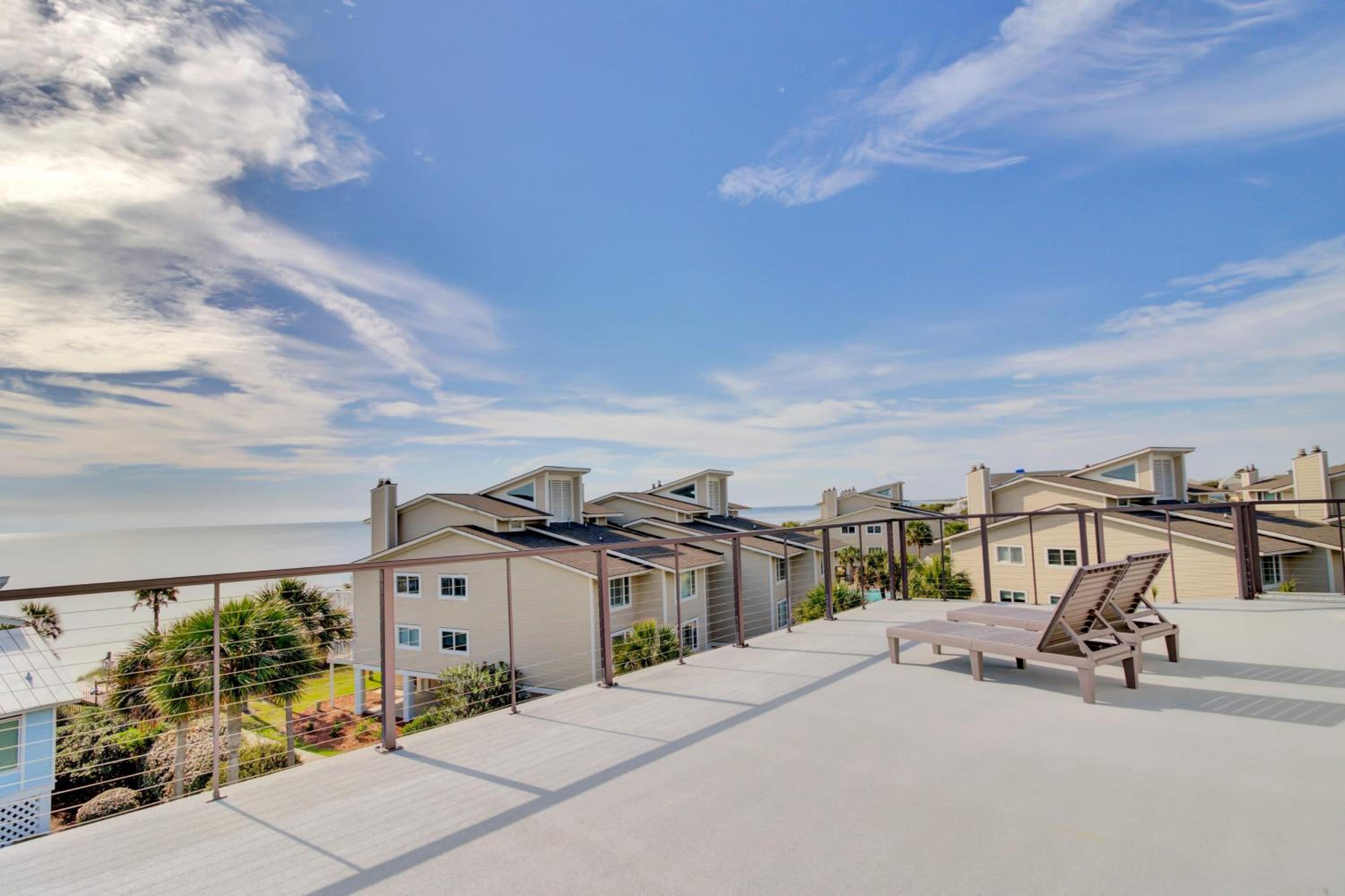 7 Beachwood East by AvantStay Ocean Views Hot Tub 7BDR