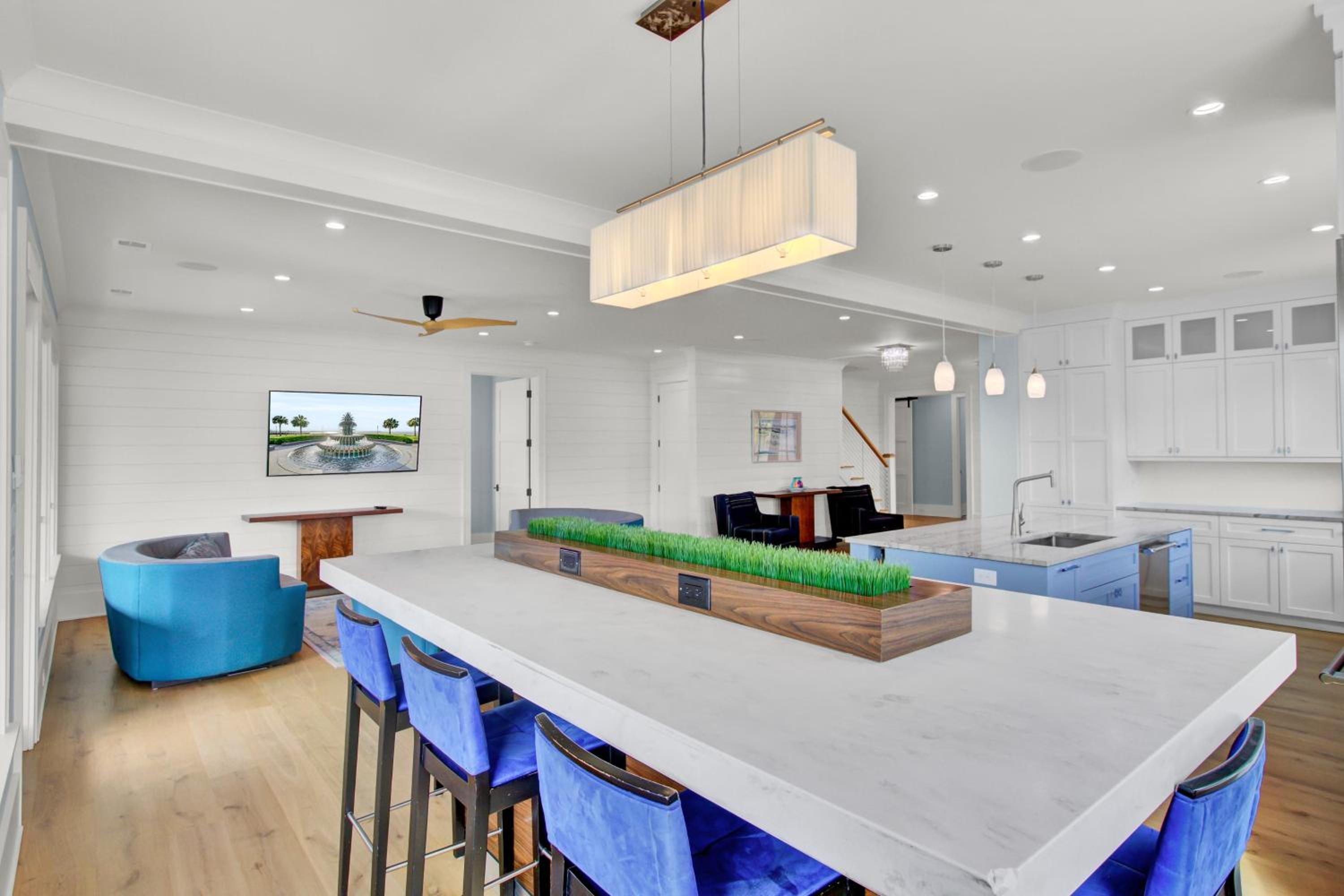 7 Beachwood East by AvantStay Ocean Views Hot Tub 7BDR