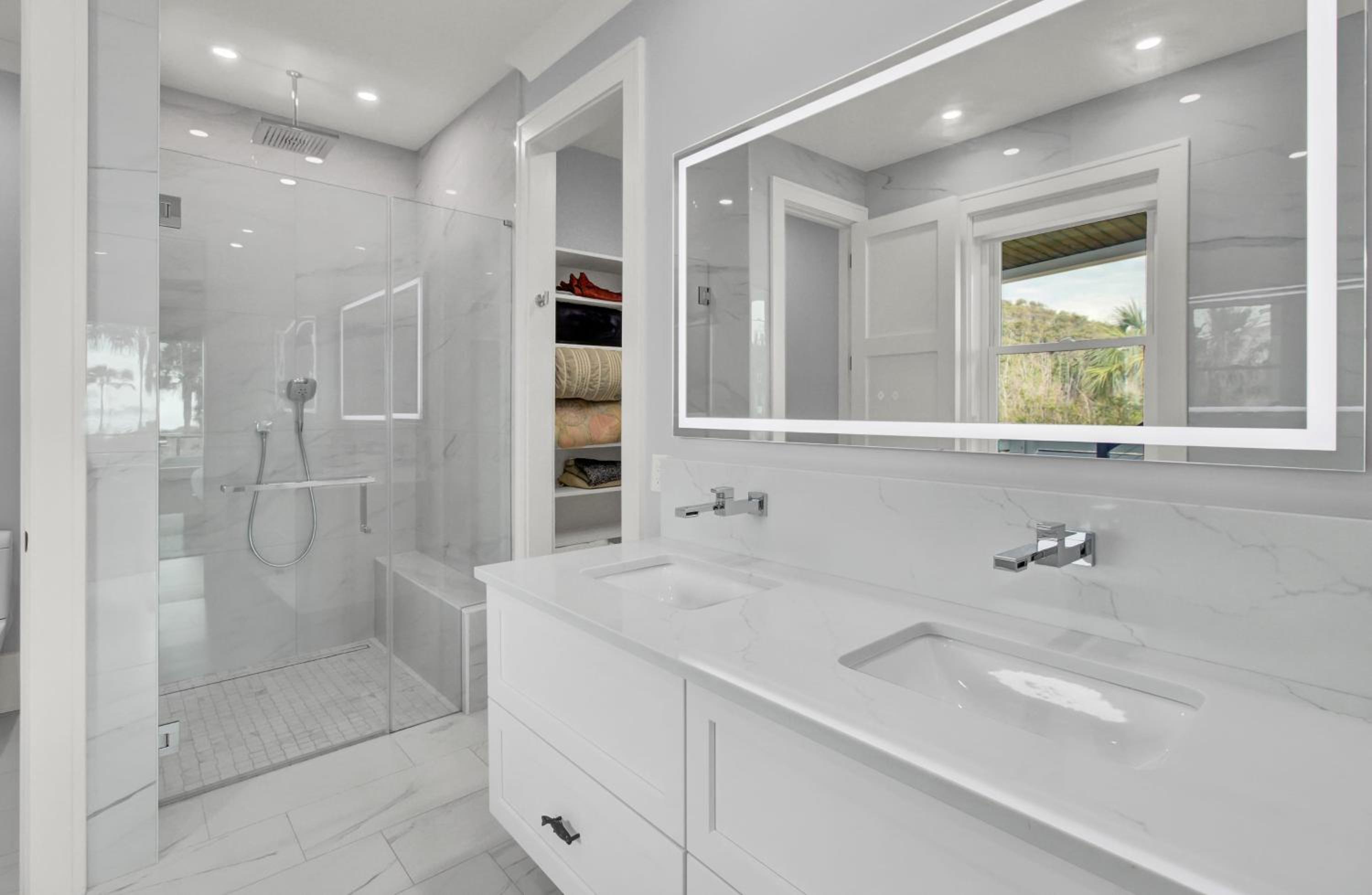 7 Beachwood East by AvantStay Ocean Views Hot Tub 7BDR