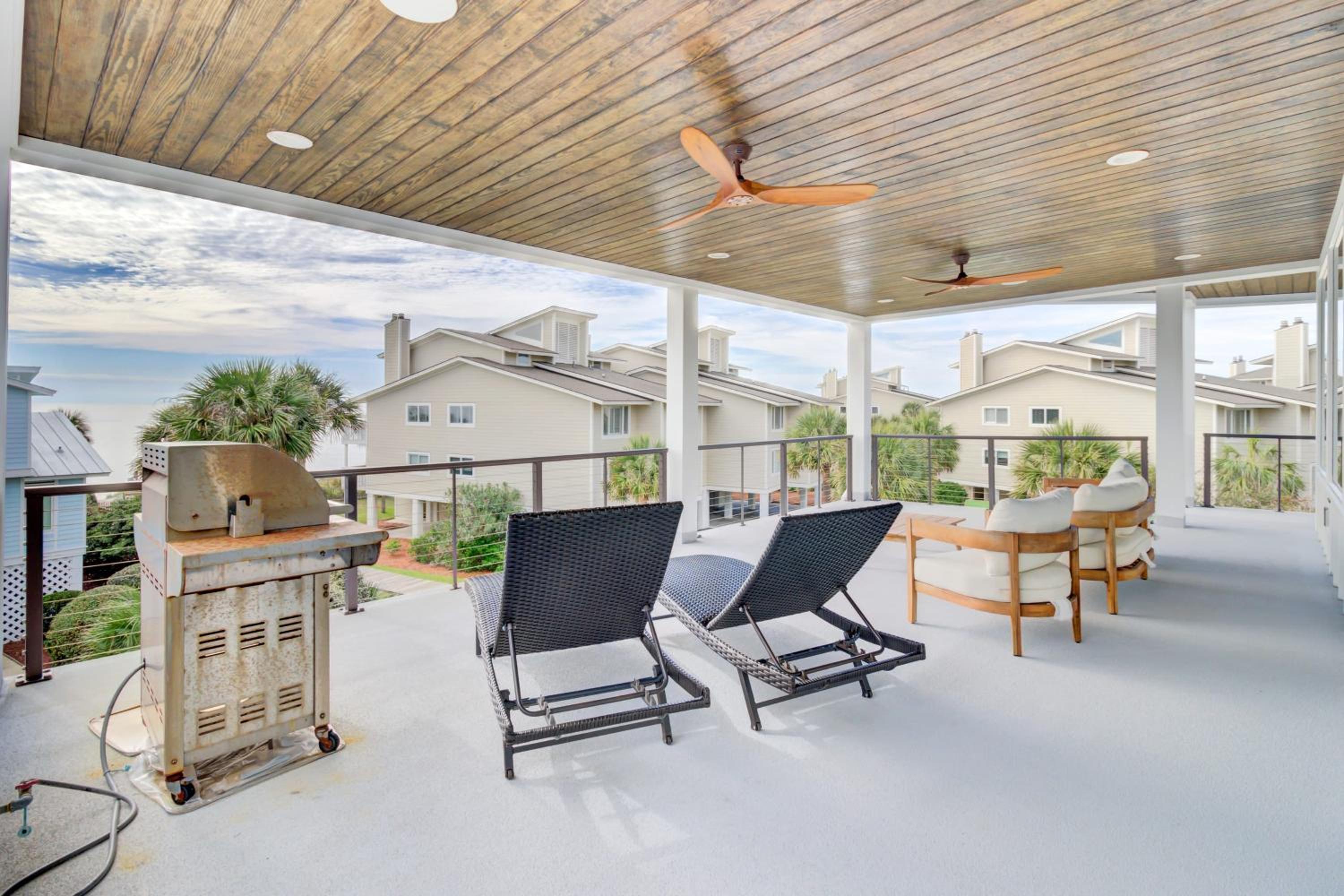 7 Beachwood East by AvantStay Ocean Views Hot Tub 7BDR