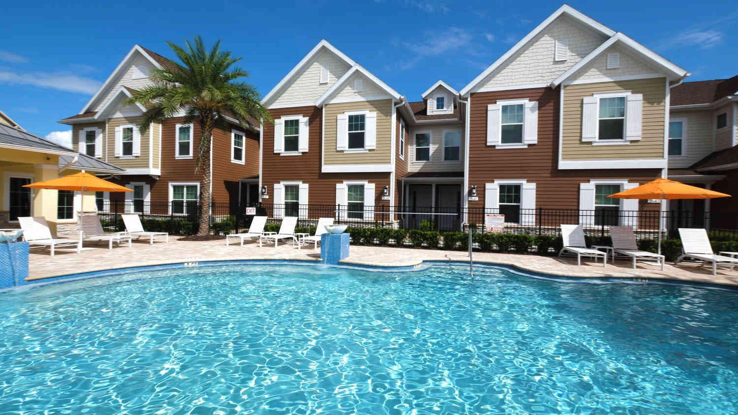 Stylish 4Bed Townhome at Summerville Near Disney