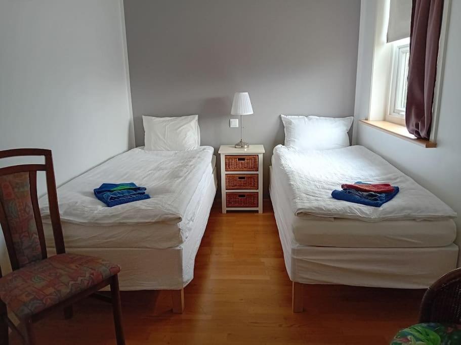 Hóll Guesthouse