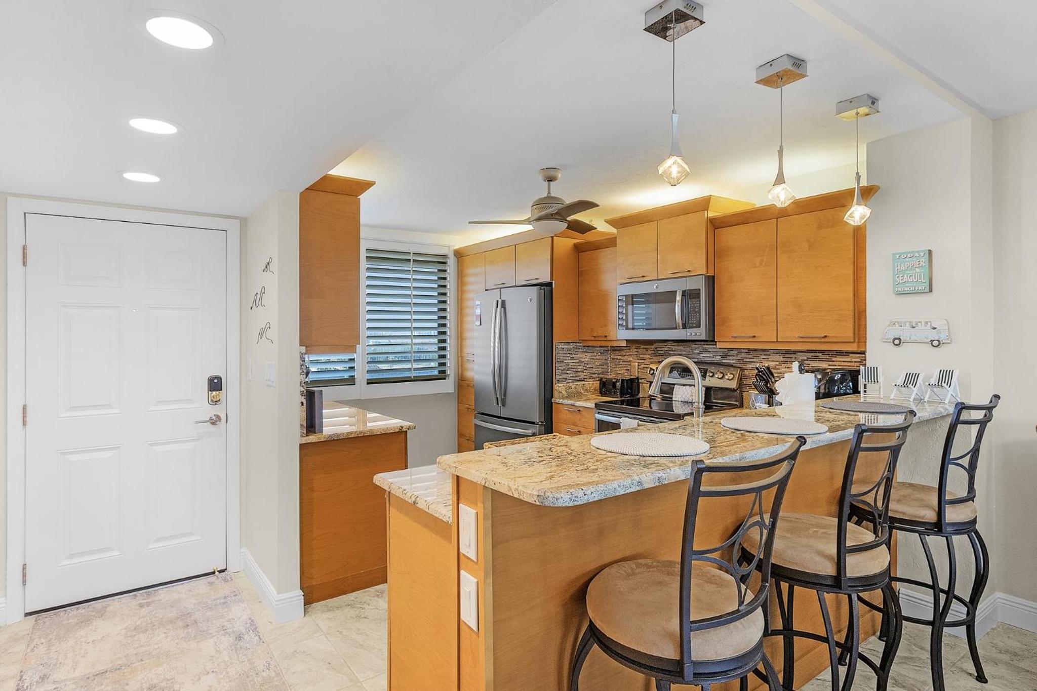 Bayfront Condo w/ Stunning Views & Steps to Beach view 5