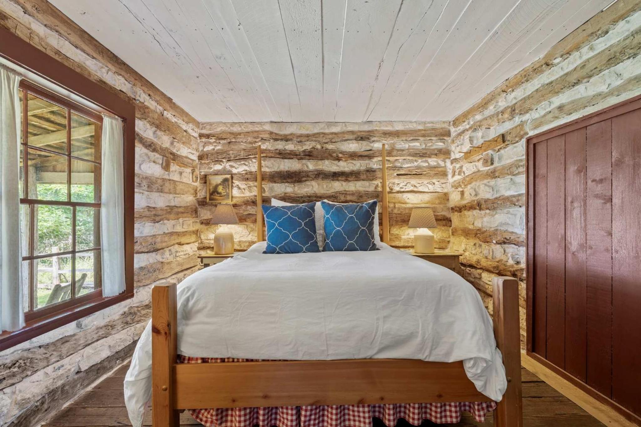 Kusenberger Log Cabin