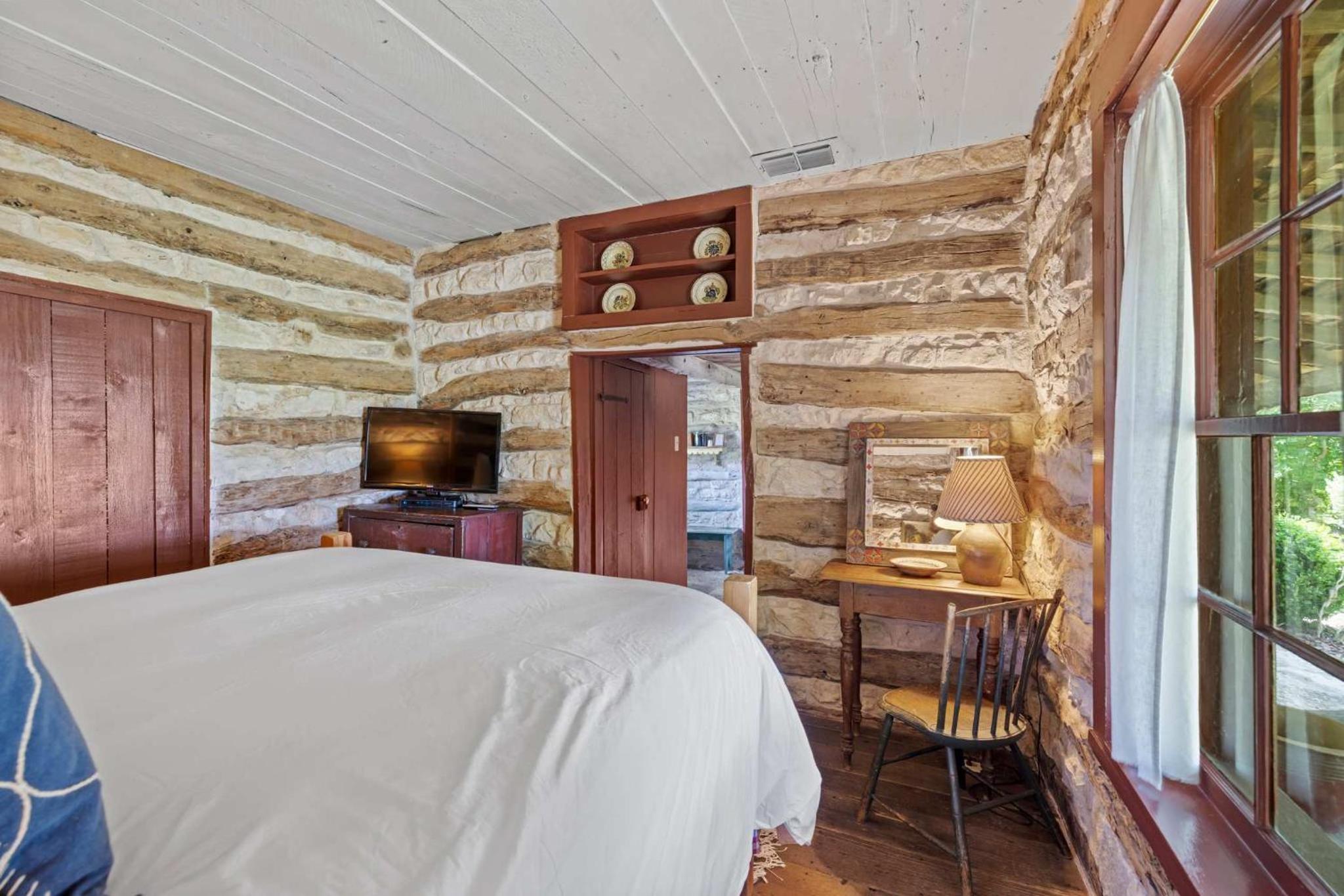 Kusenberger Log Cabin