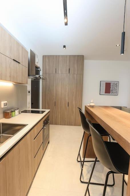 Luxury Garden Studio Apartment 2