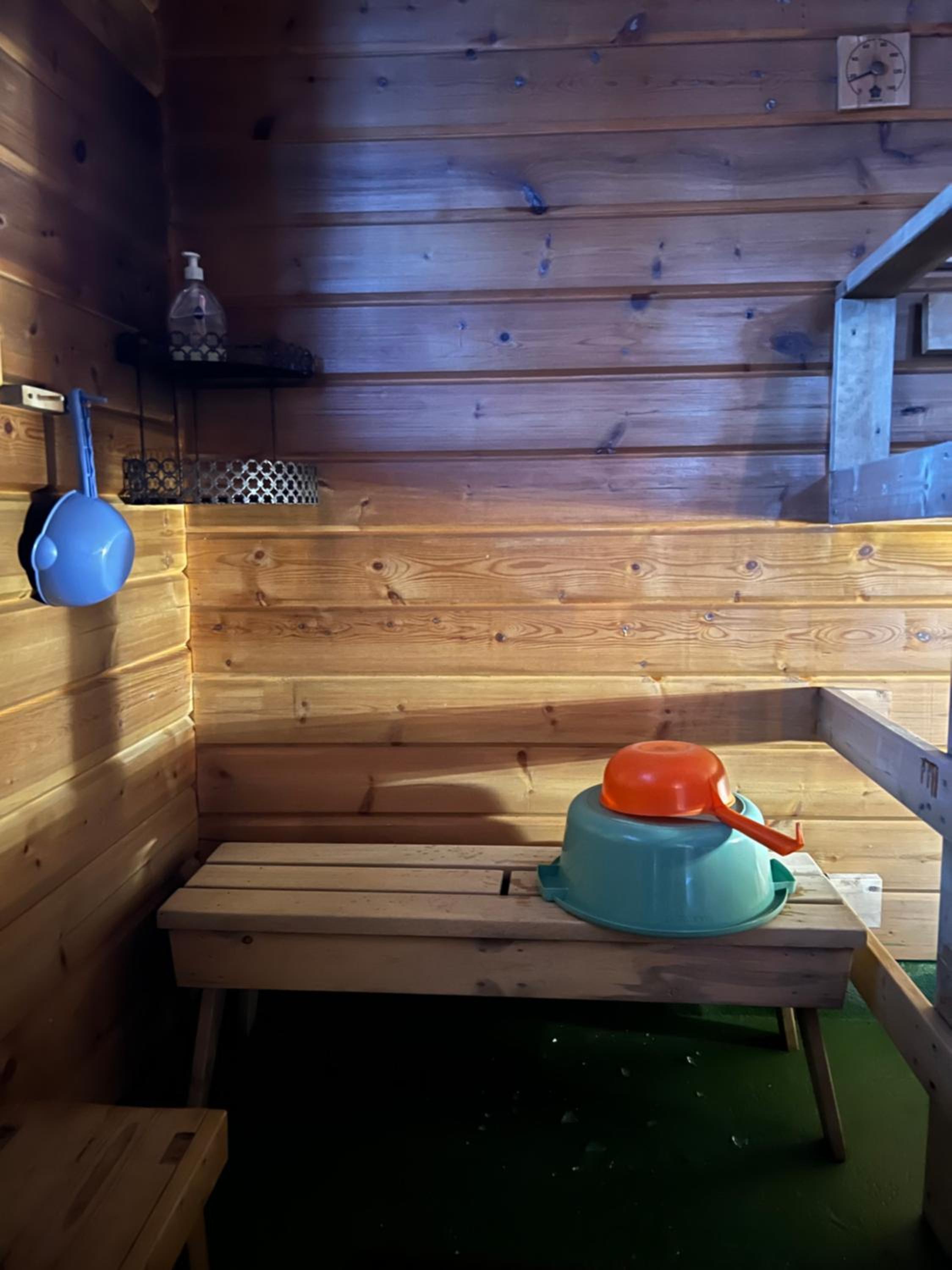 Traditional lakeside cottage