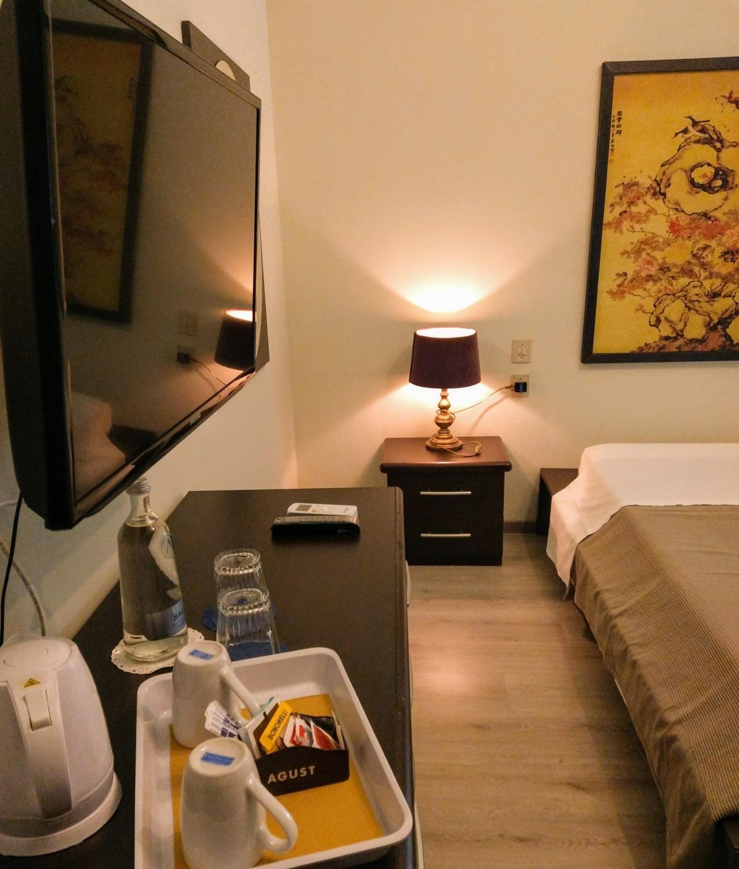 hotel room
