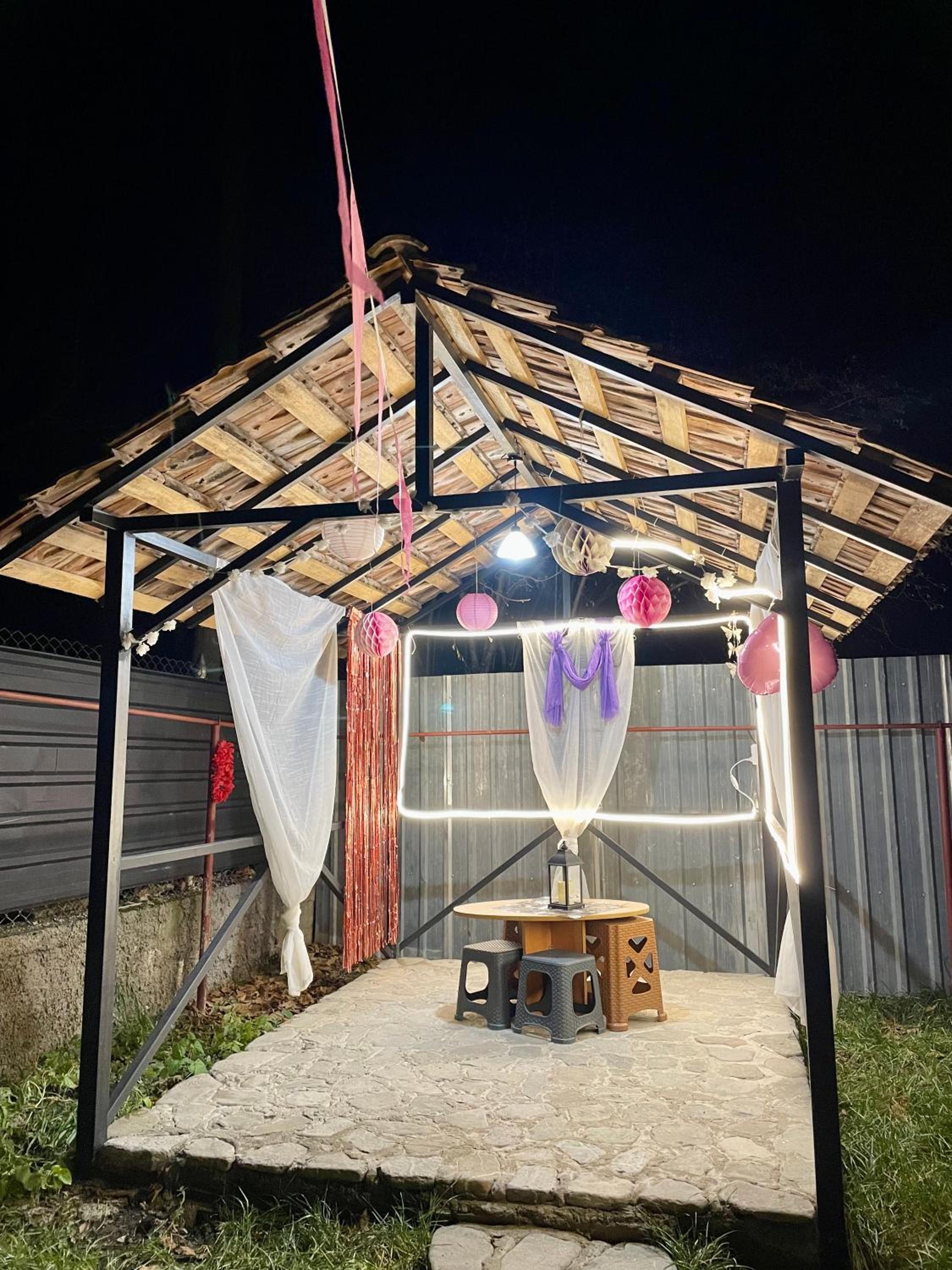 Mountain Cottage - Ananuri