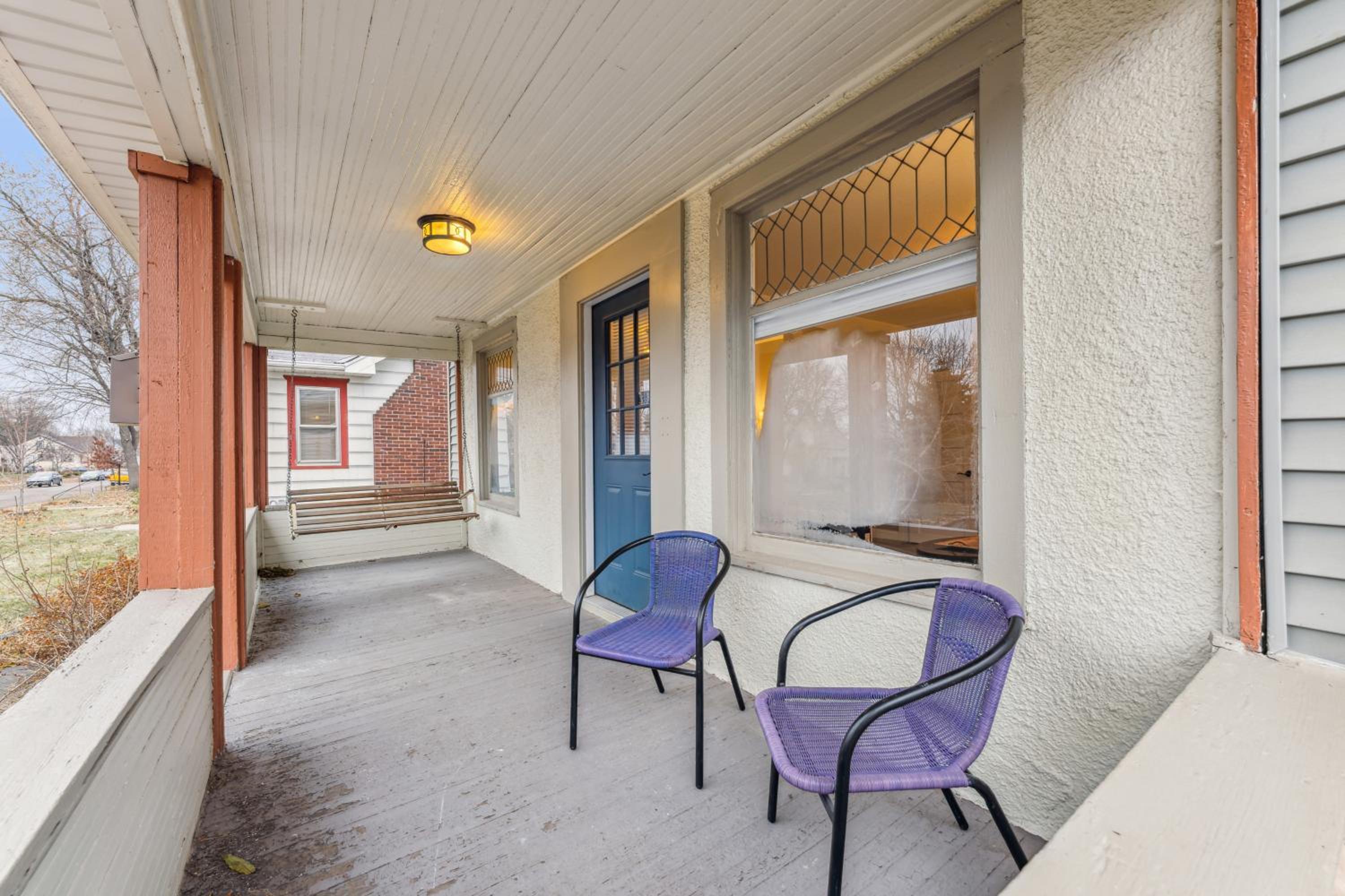 Orange Blossom House - Quaint Family Home 10 Minutes from Downtown MPLS view 2