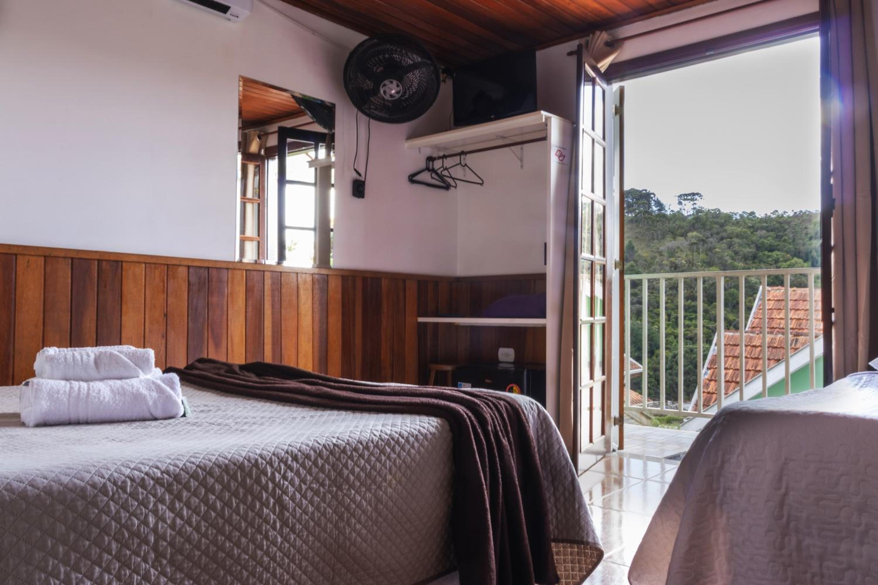 Pousada Araucária Suítes