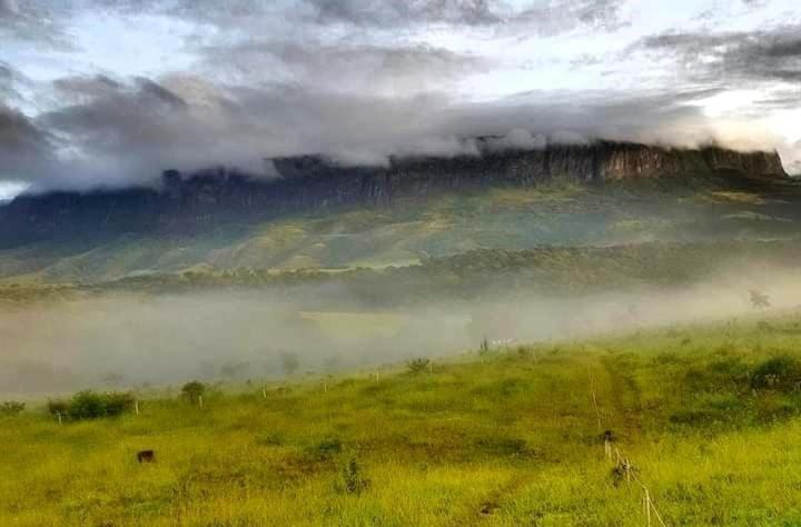 Estância Hidromineral Serra da Canastra - Delfinópolis MG