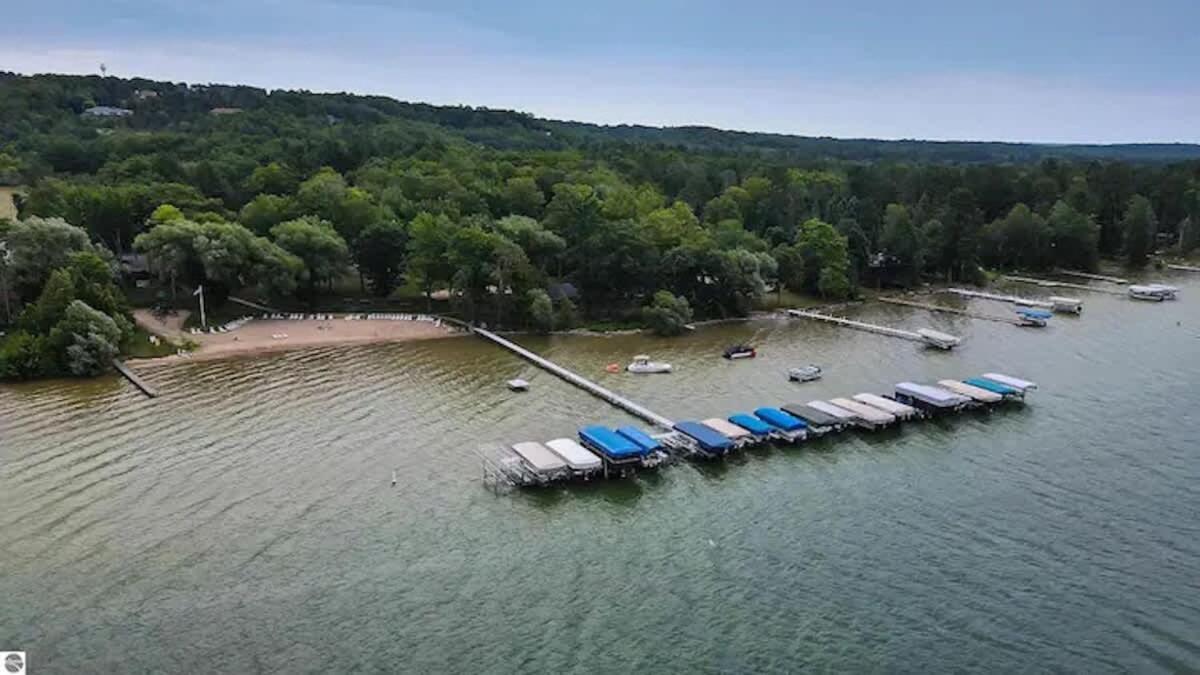 Condo,Full Kitchen, ShantyCreek, Beach Club, Private Pool