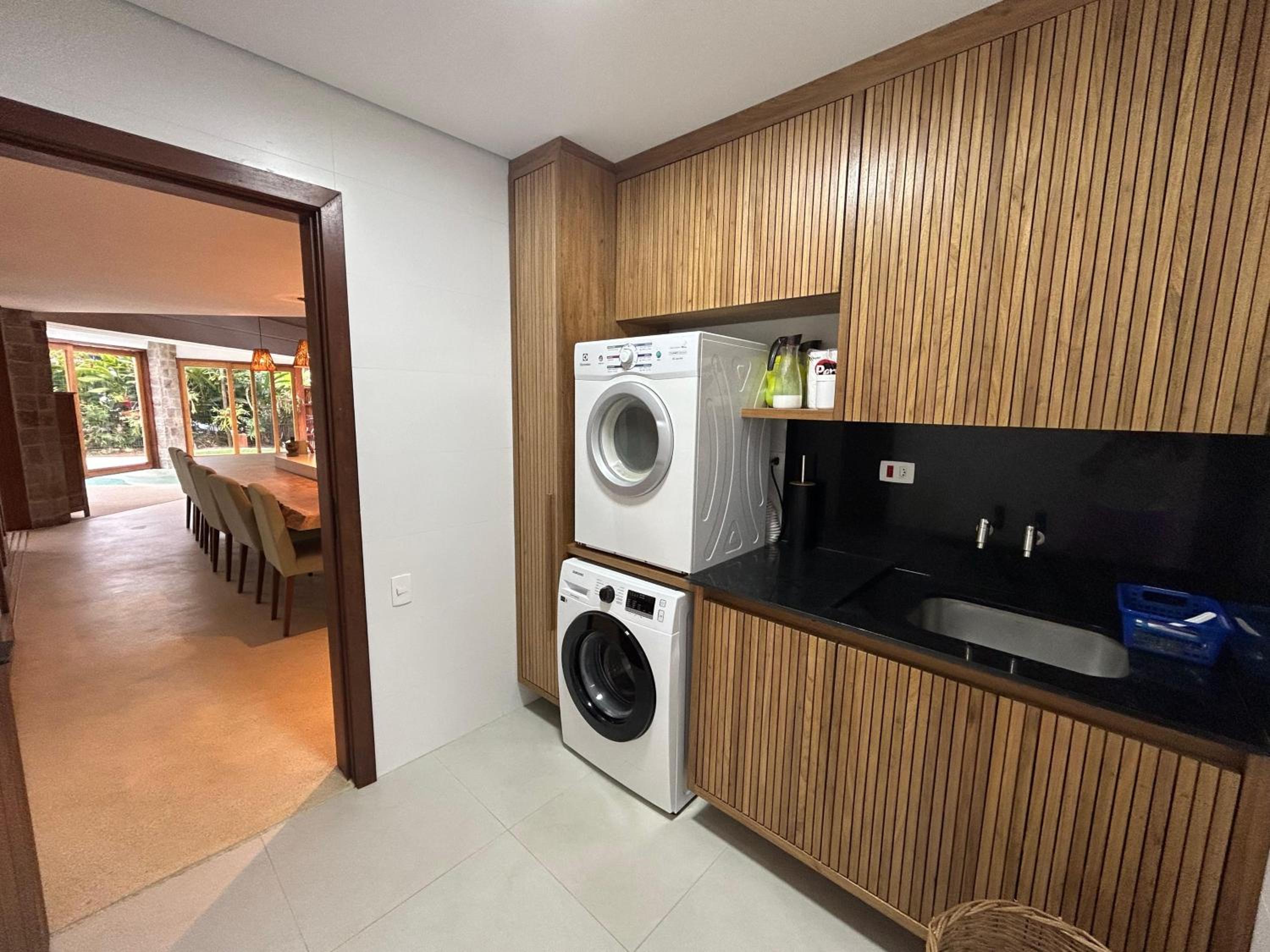 Casa em Itamambuca - conforto e luxo a beira mar