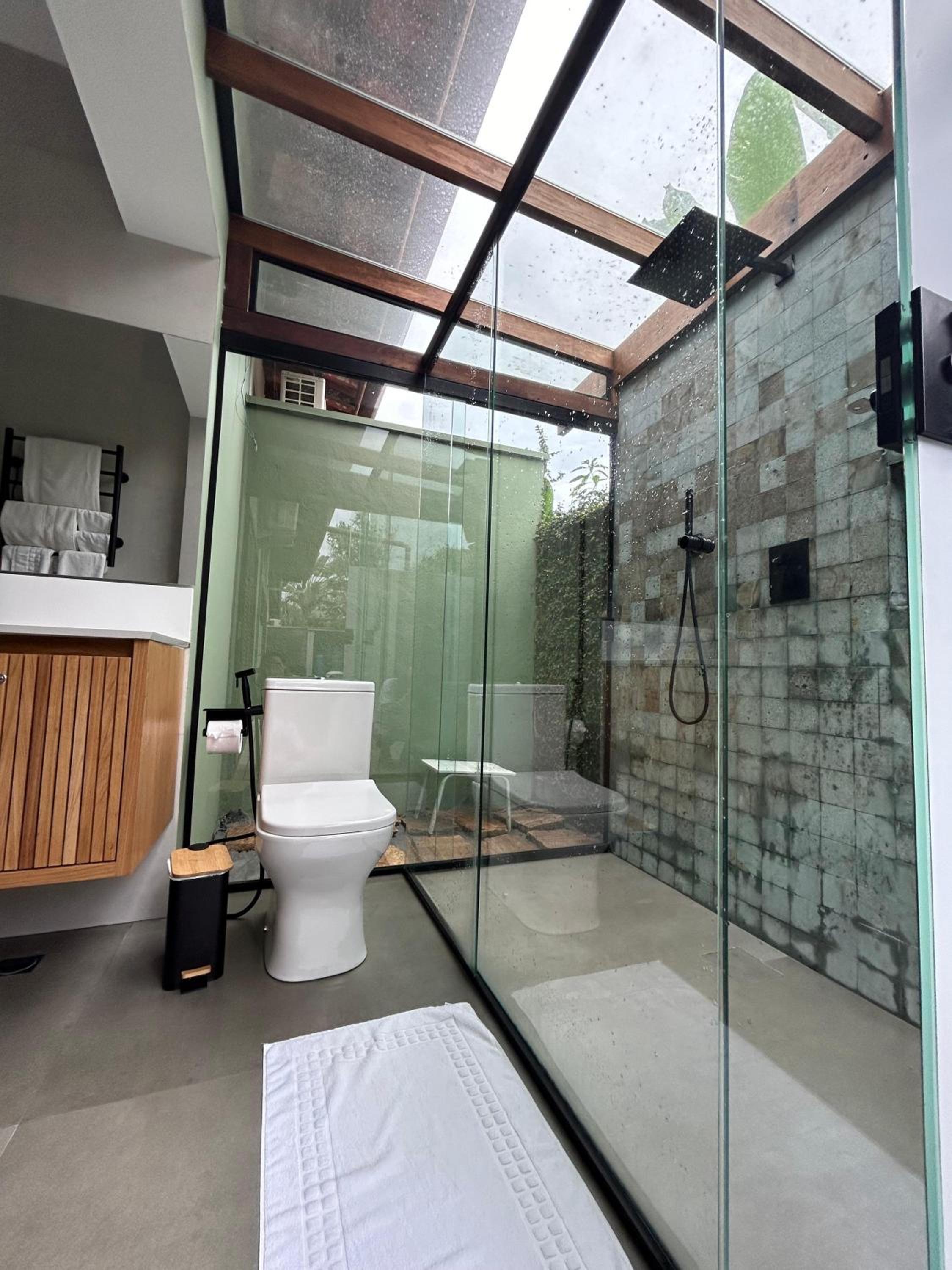 Casa em Itamambuca - conforto e luxo a beira mar
