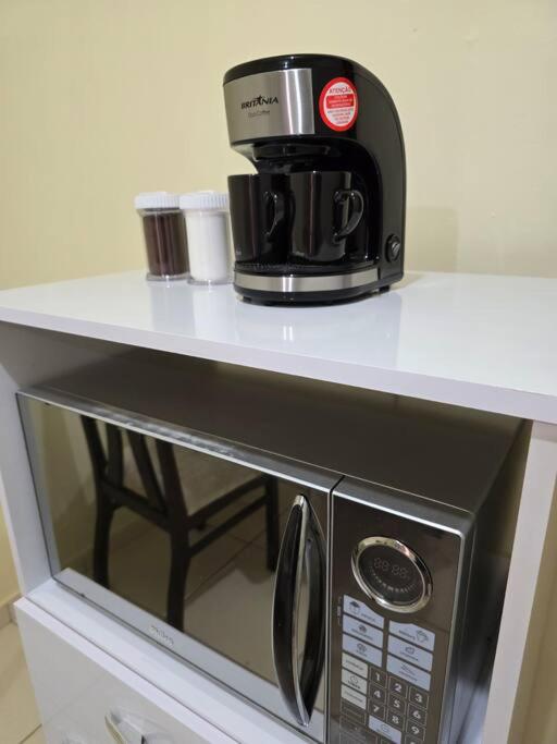 Edificio Hayannes - 1 Quarto - 1 Cozinha - 1 Banheiro - Garagem Coberta - Self Check in -Taxa Para Hospede Com Pets