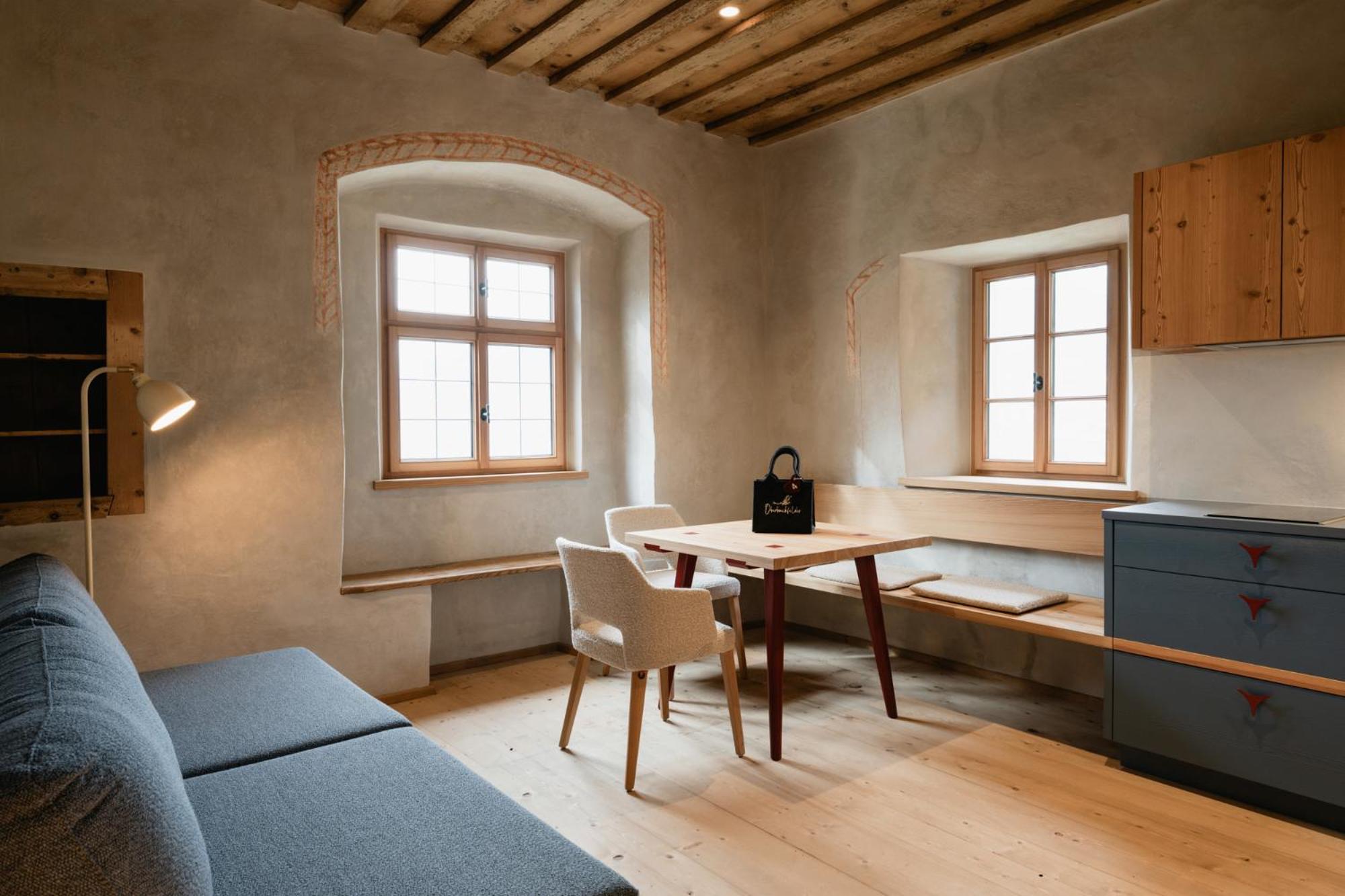 OBERBUCHFELDER historic farmhouse