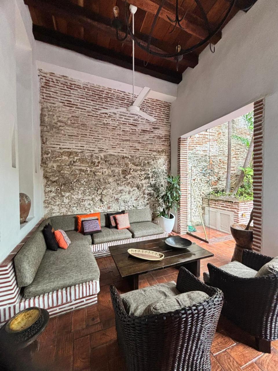 Marvelous 3BR House with pool in Cartagena