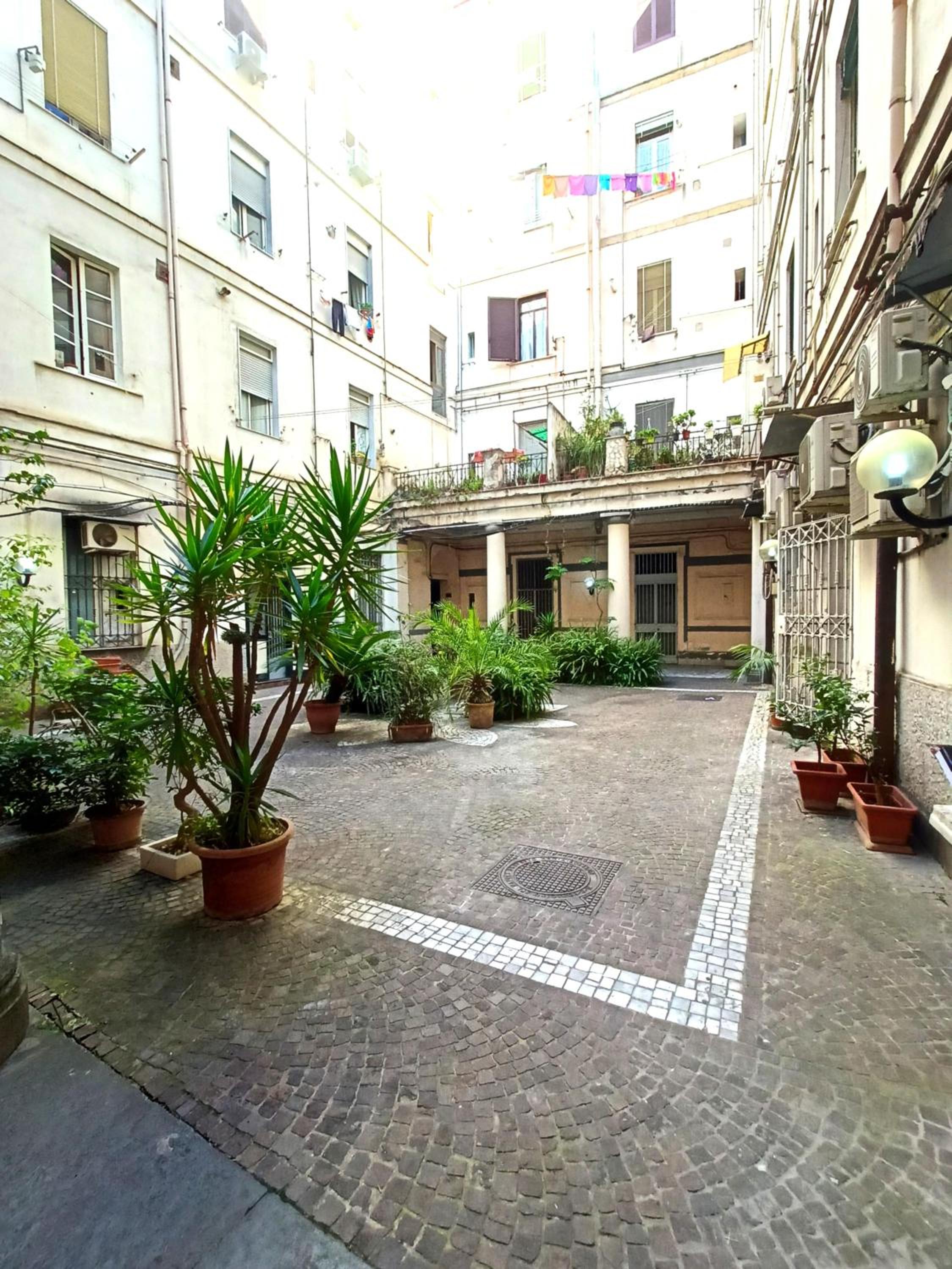Napoli Domus