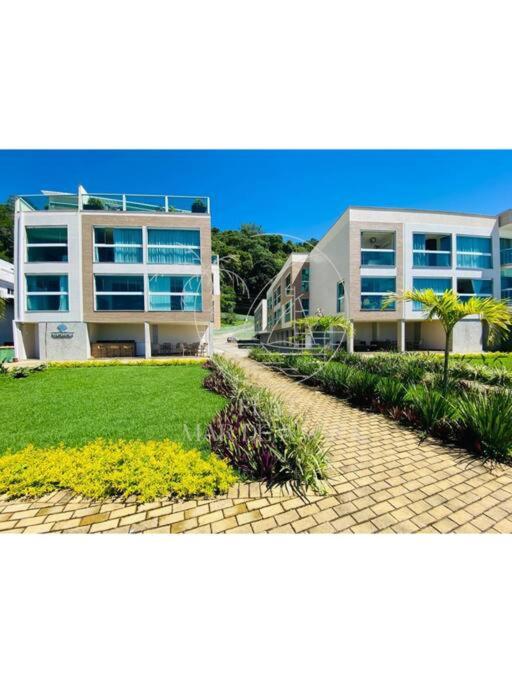 Flat Mar de Angra - Praia Grande - 2 Suítes com cobertura Duplex