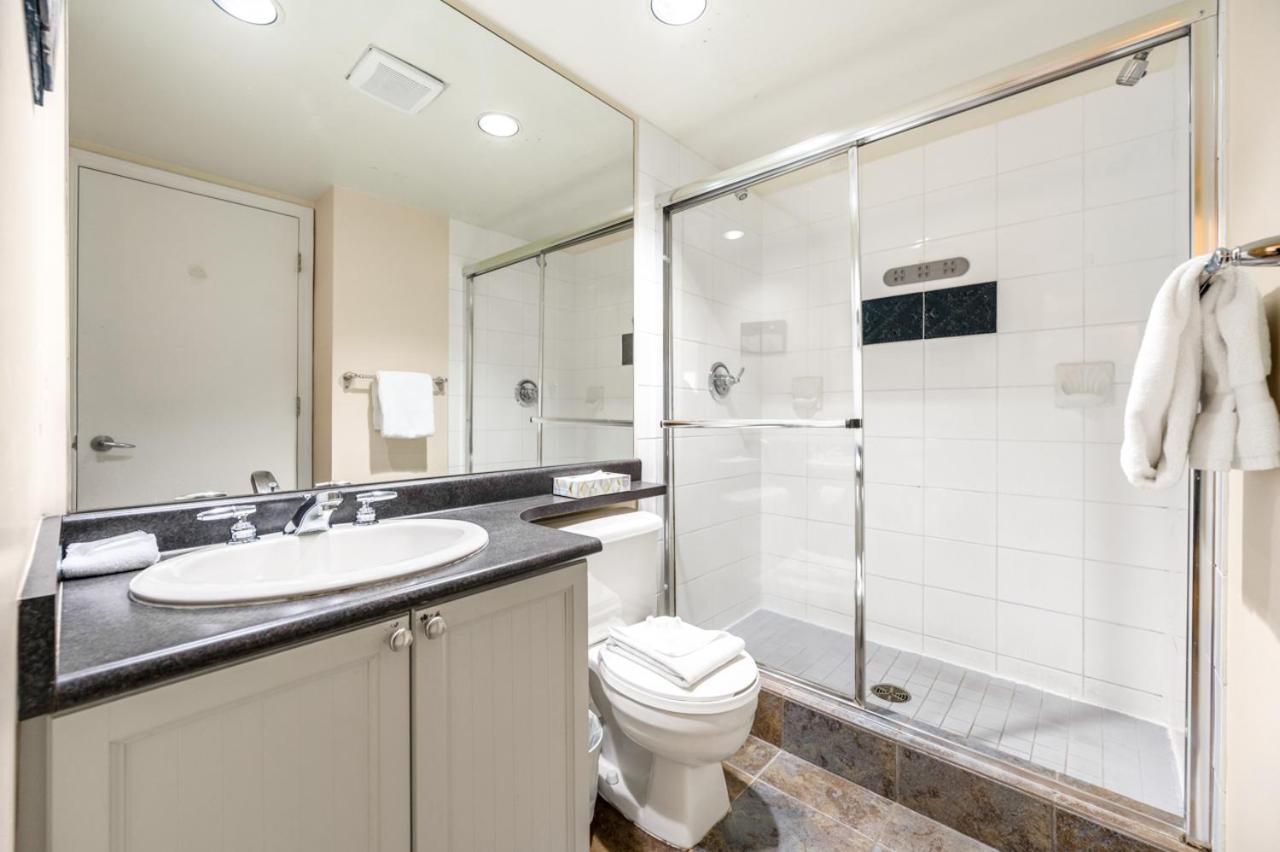 Tyndall stone lodge by Cozystay signature Whistler