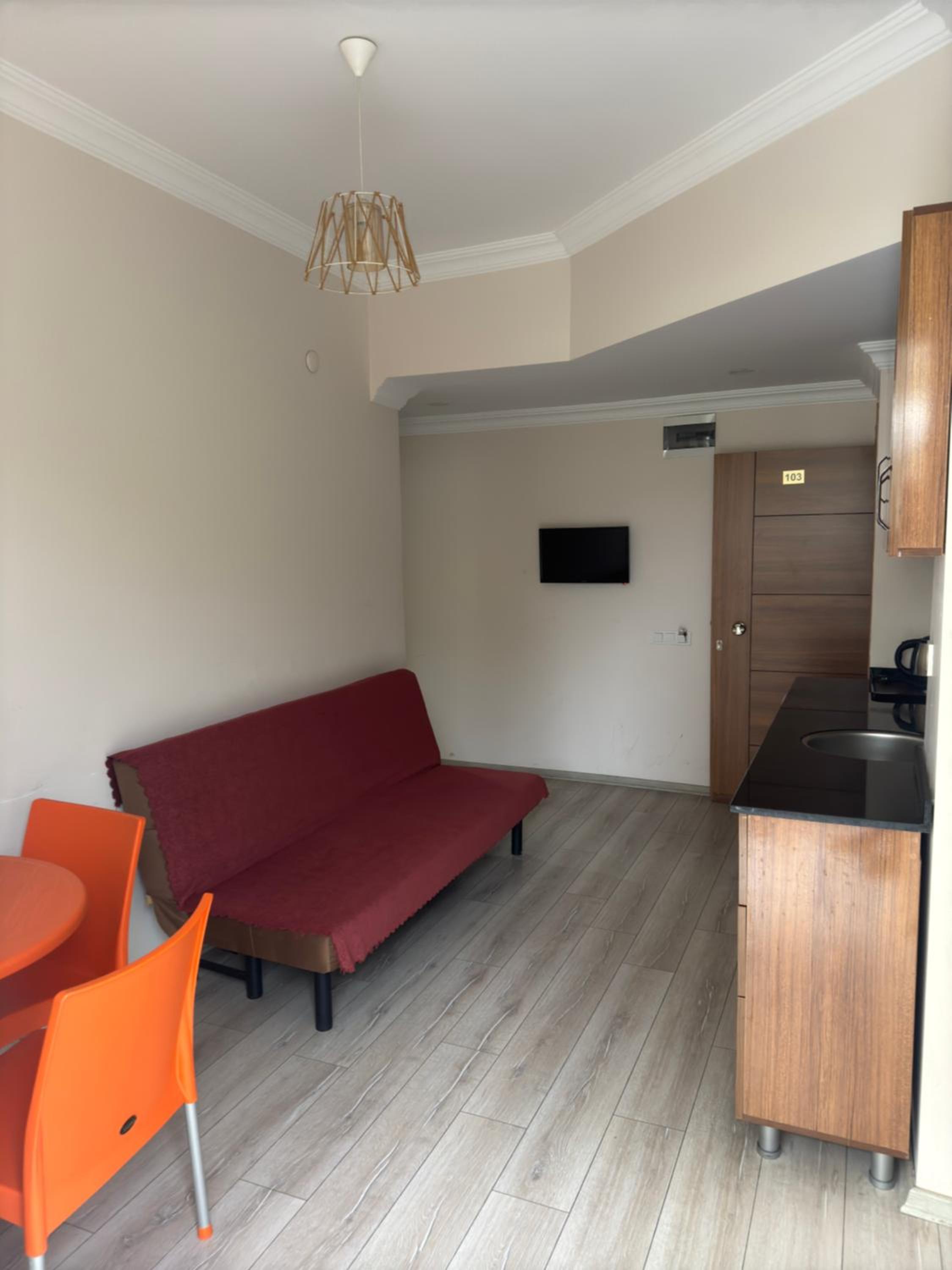 Christina Apart Otel