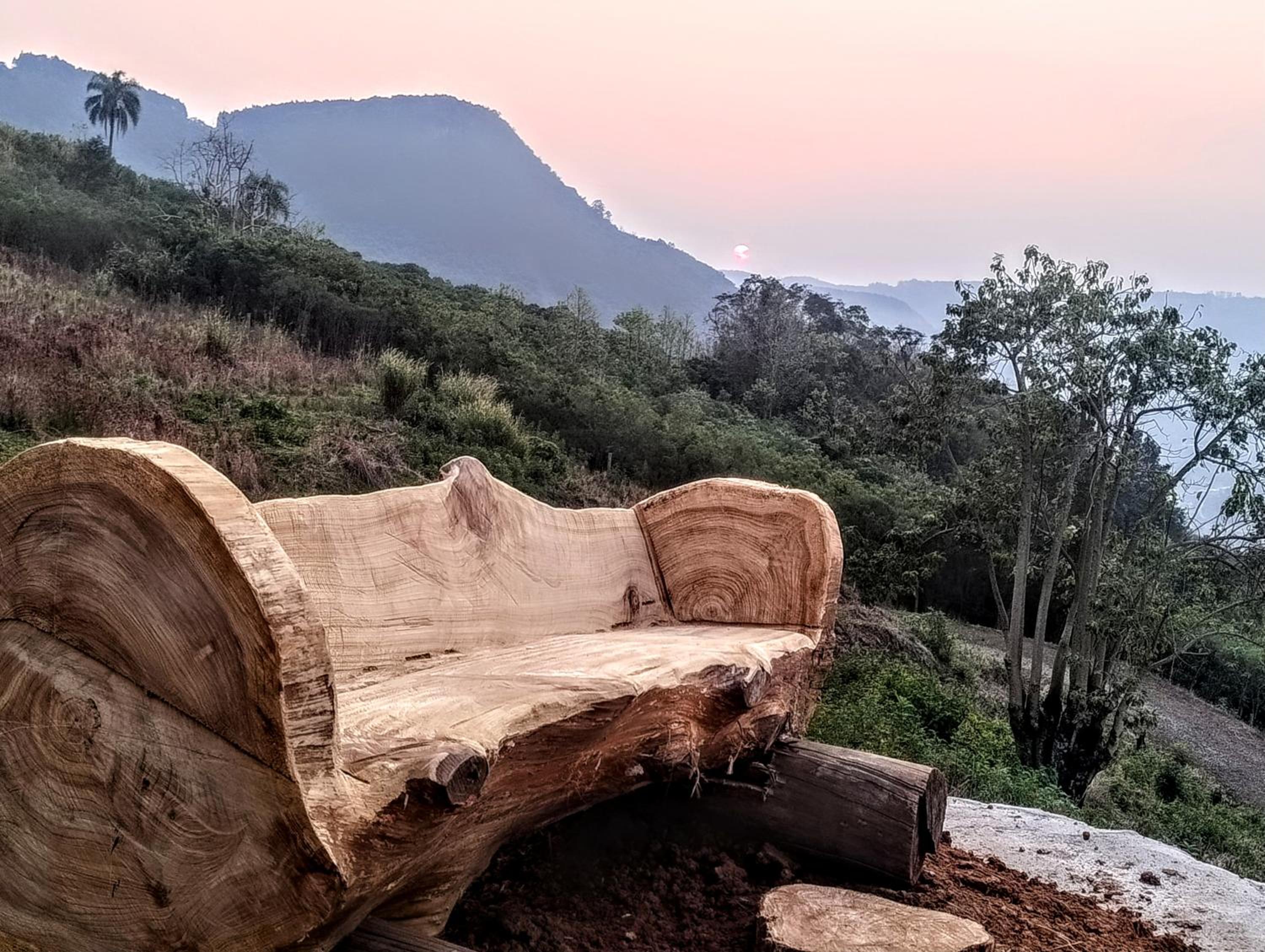 Chalé romântico com vista e banheira