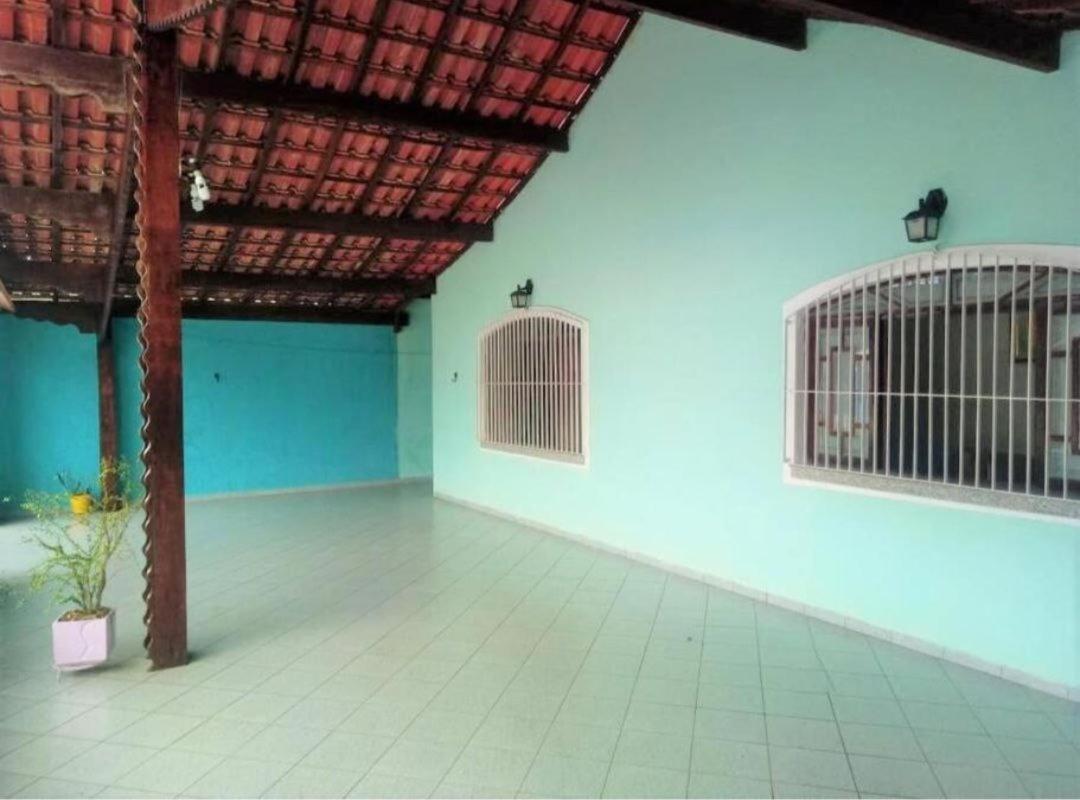 Casa na praia beira a mar com Wi-Fi churrasqueira 3 vagas carro