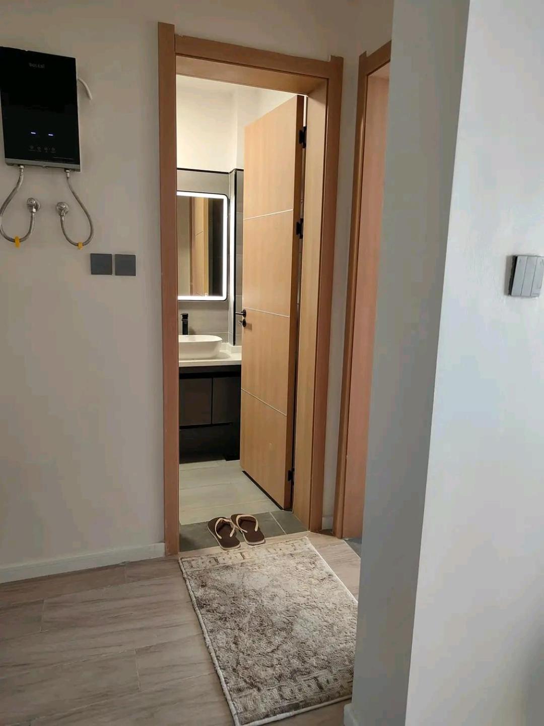 Spacious 1Bedroom in Kileleshwa view 2