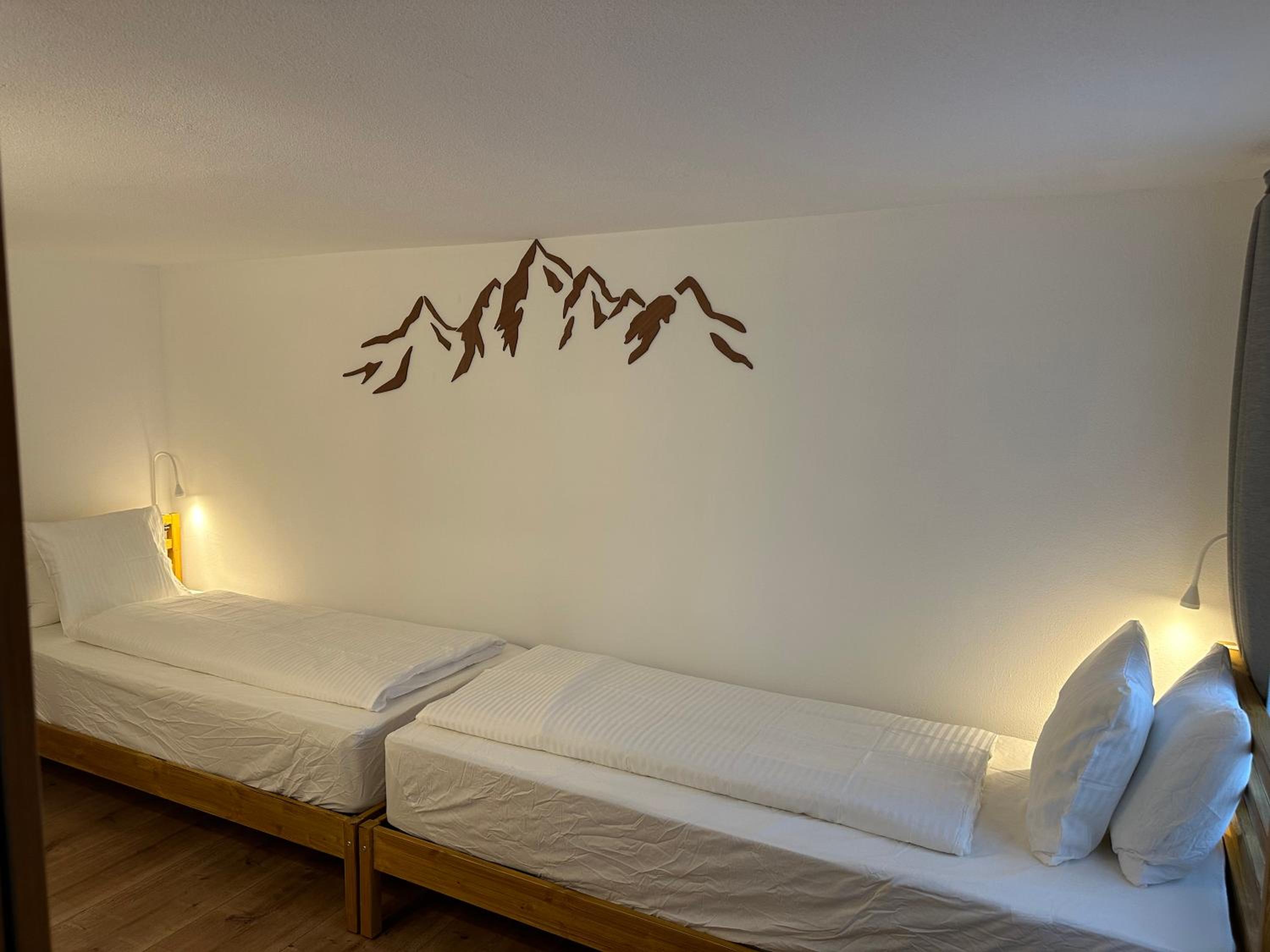 2 Bedroom Mountain View Apartment Interlaken view 4