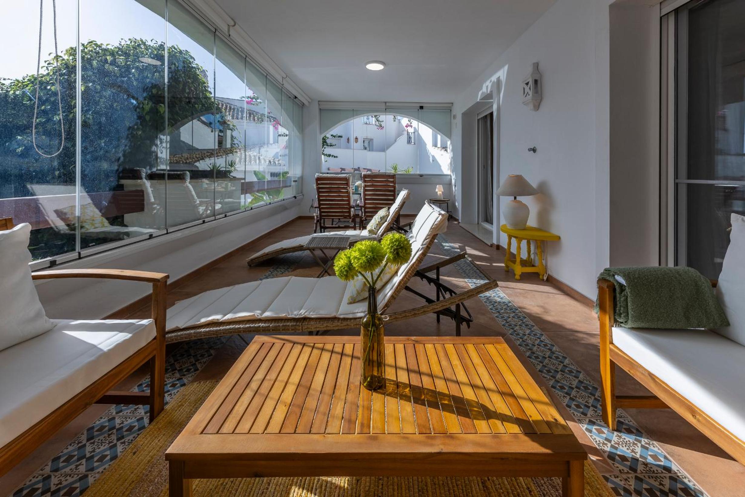 DOLMEN GROUP- Apartment Aloha Royal
