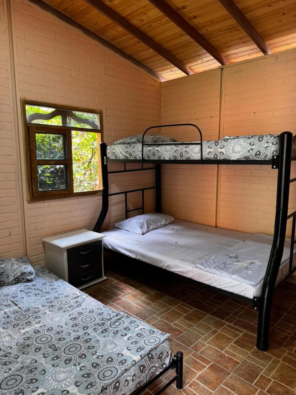 TIJUANA Finca turistica con cabañas en payande - tolima