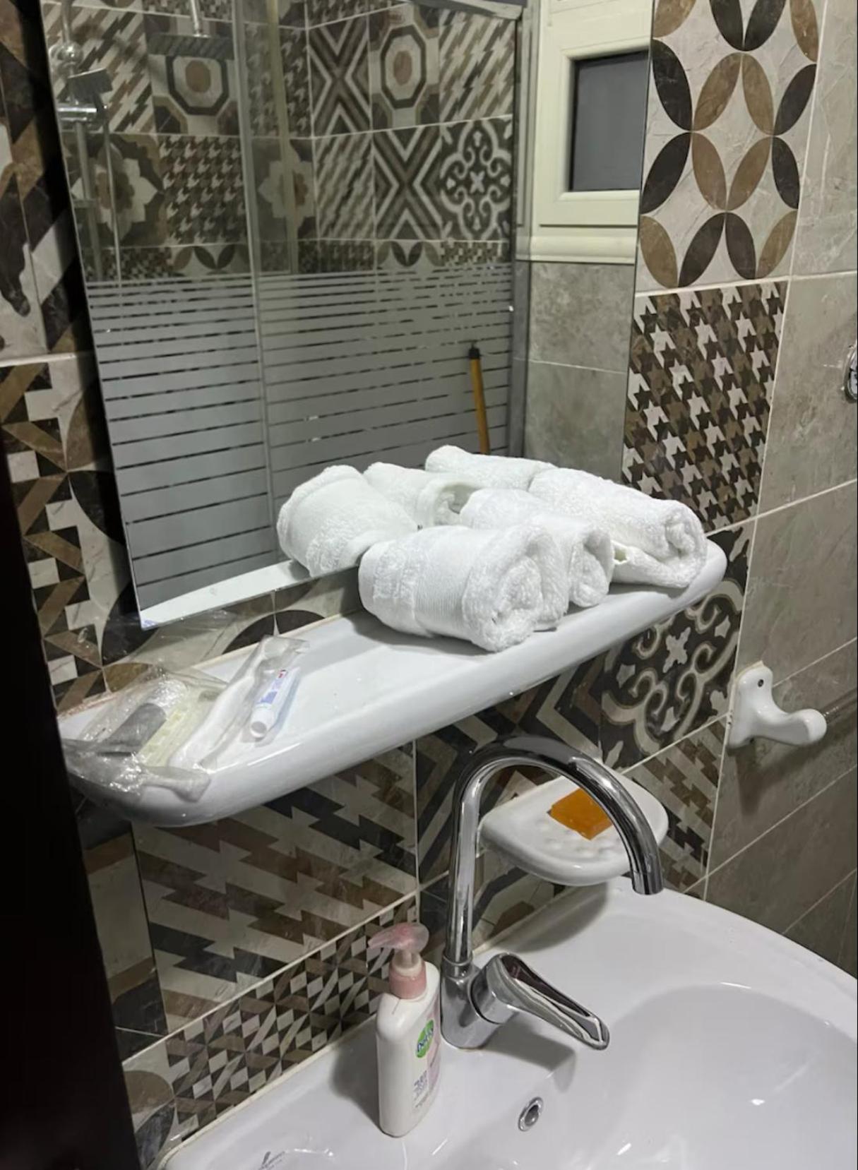 Elegant luxury app auc avenue New cairo