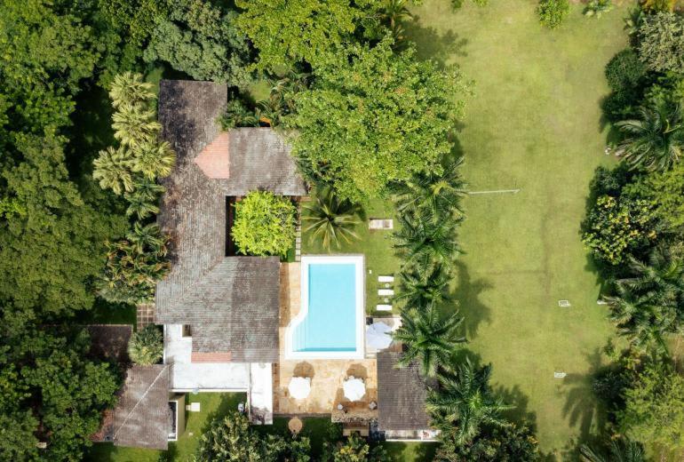 Spacious 5BR Villa at Mesa de Yeguas