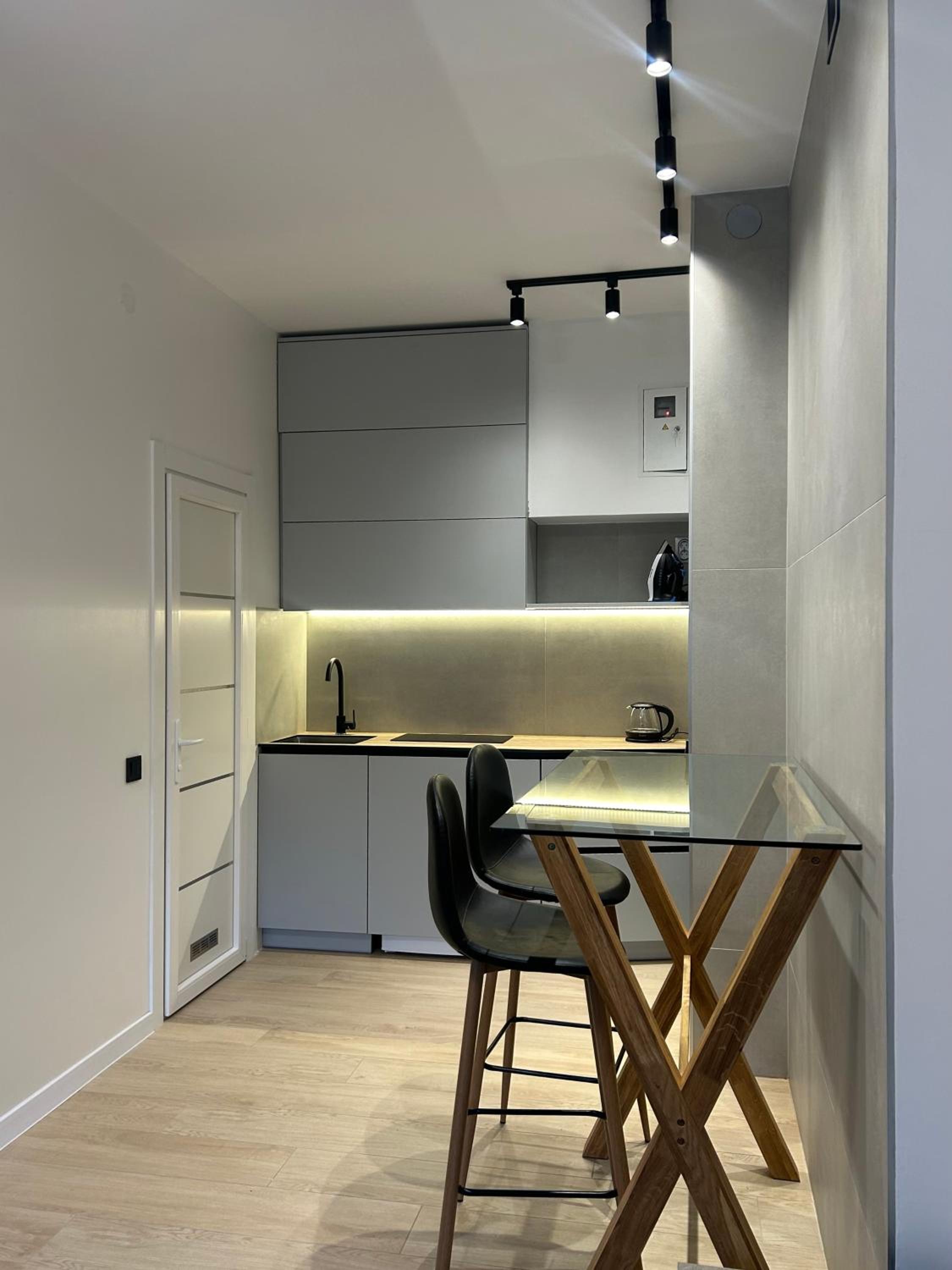 Studio Apartment Cute en Lviv — kitchen